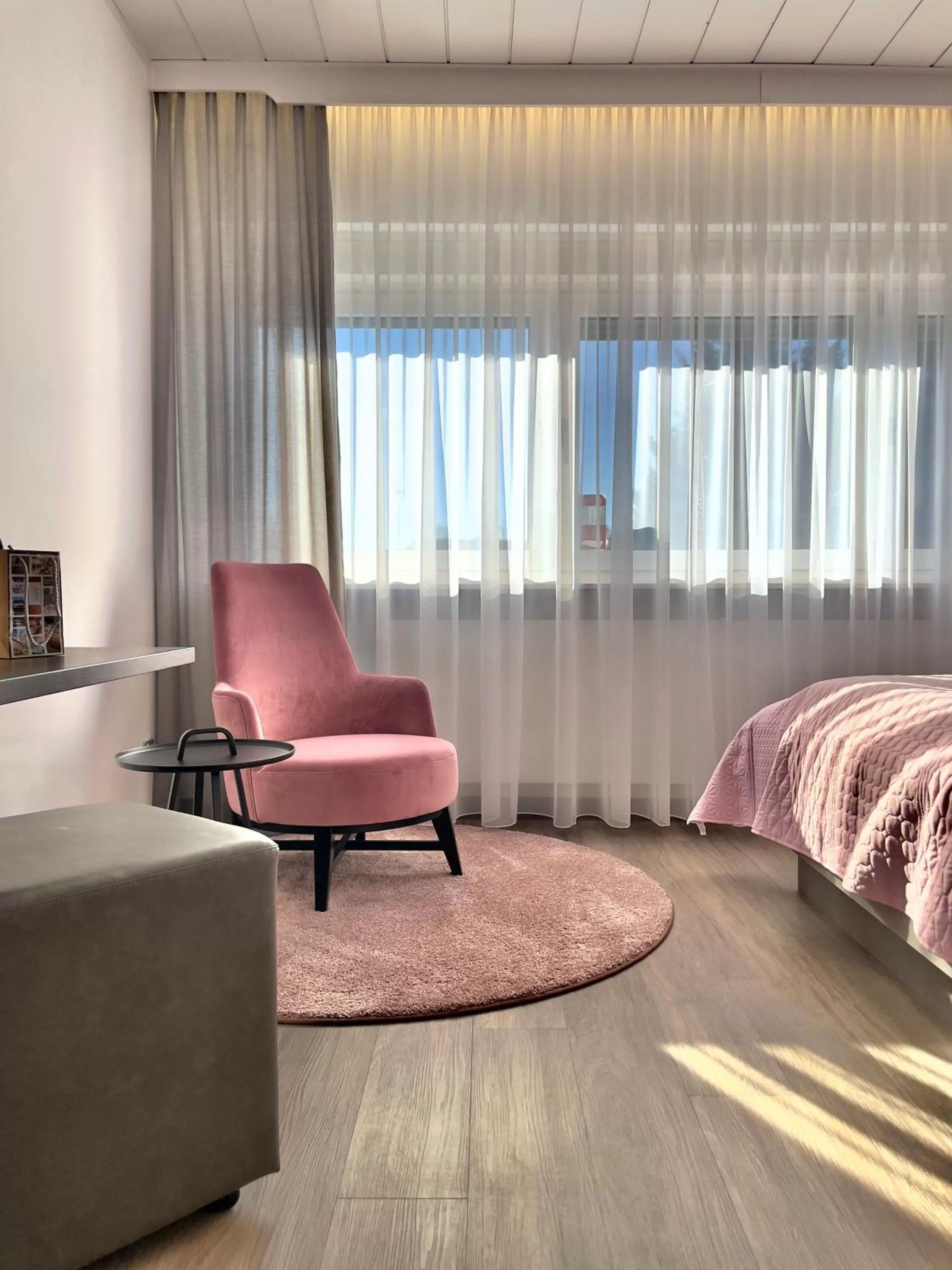 Staff, Bed in ART-Hotel Braun