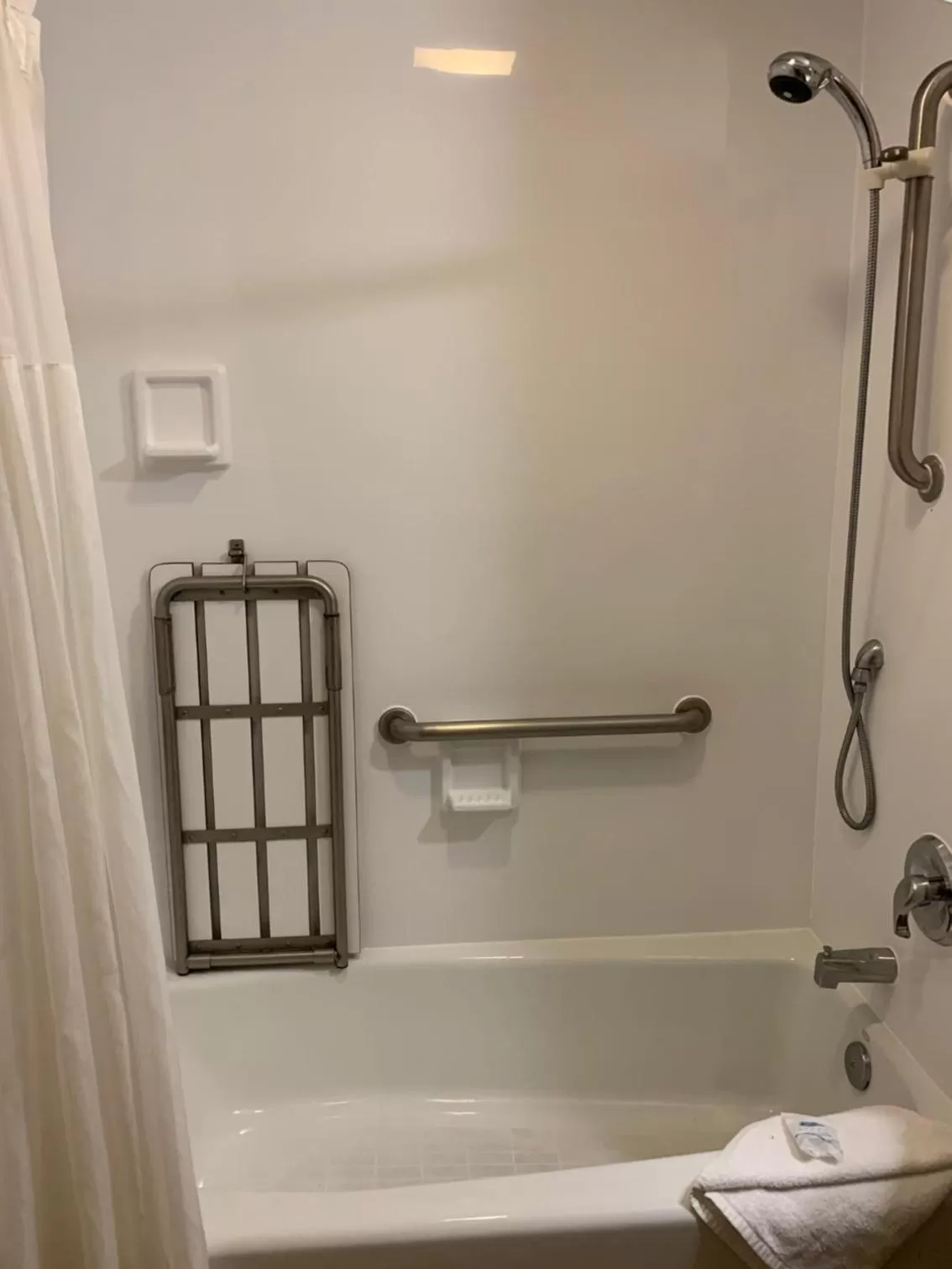 Olive Tree Inn & Suites