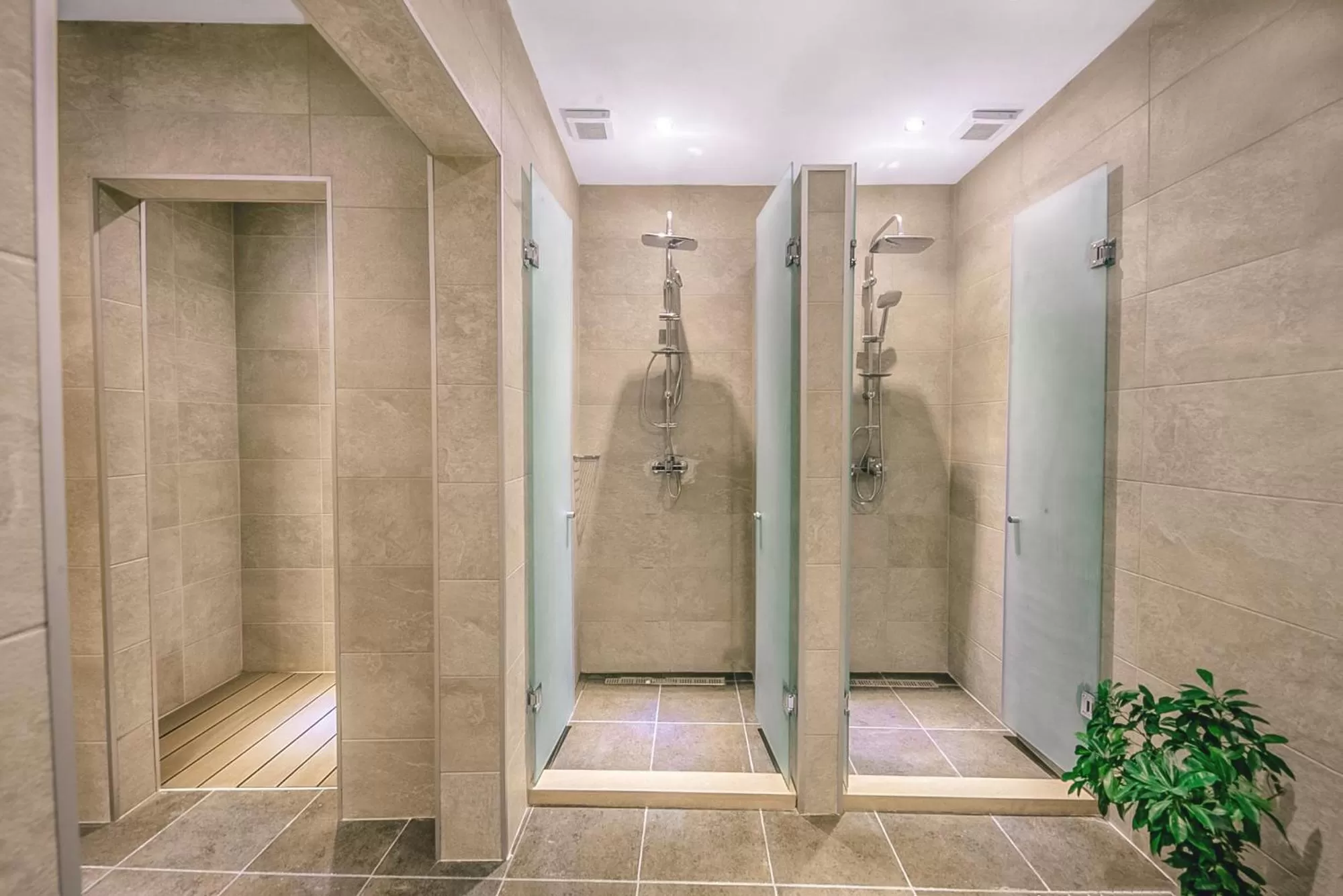 Spa and wellness centre/facilities in Meta Business Hotel By King David