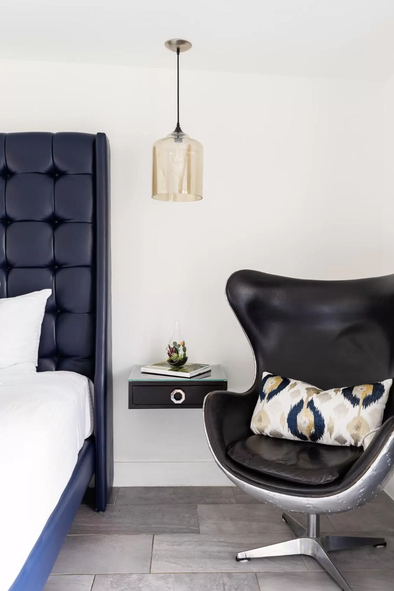 Bed in The Palm Springs Hotel