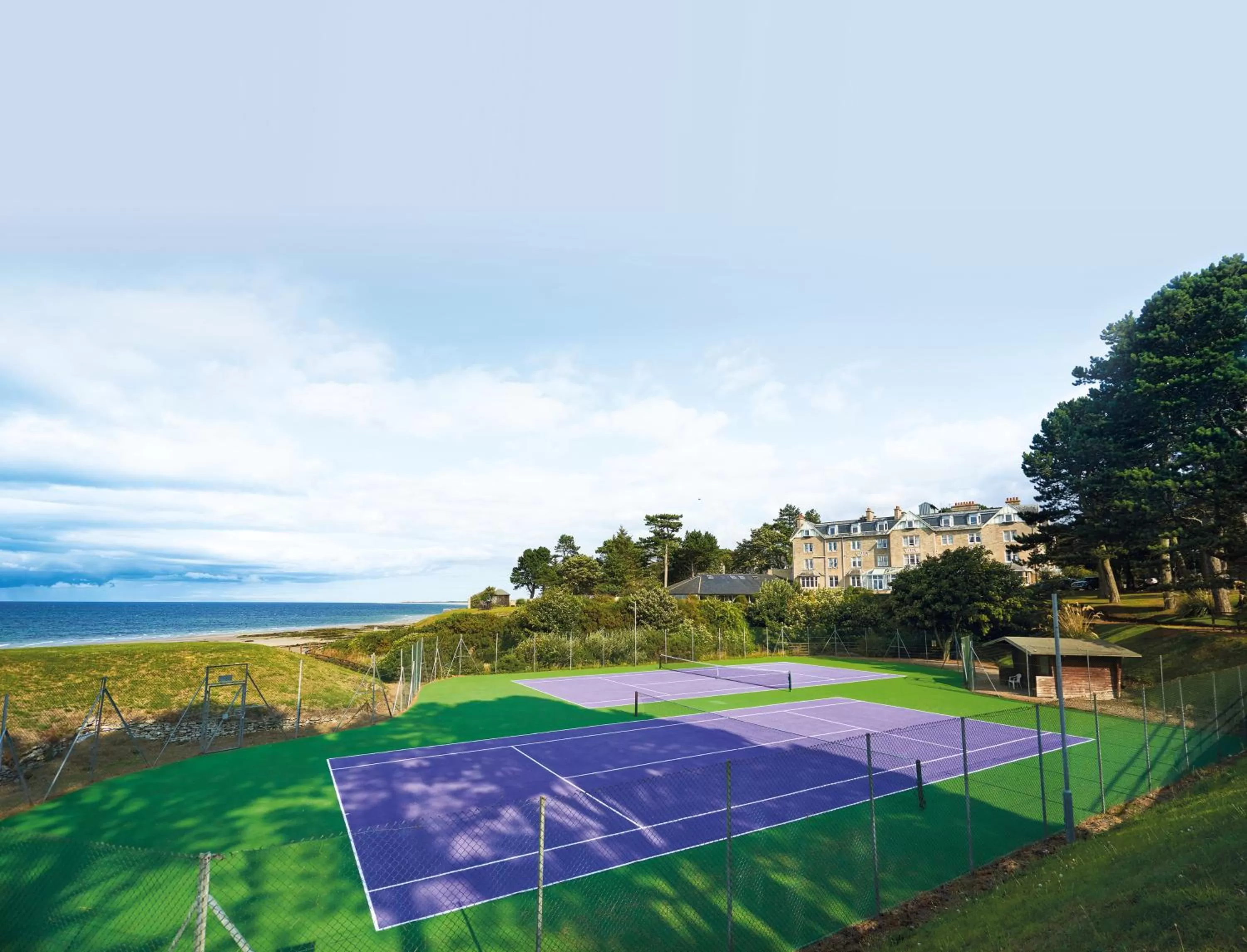 Tennis court in Golf View Hotel & Spa