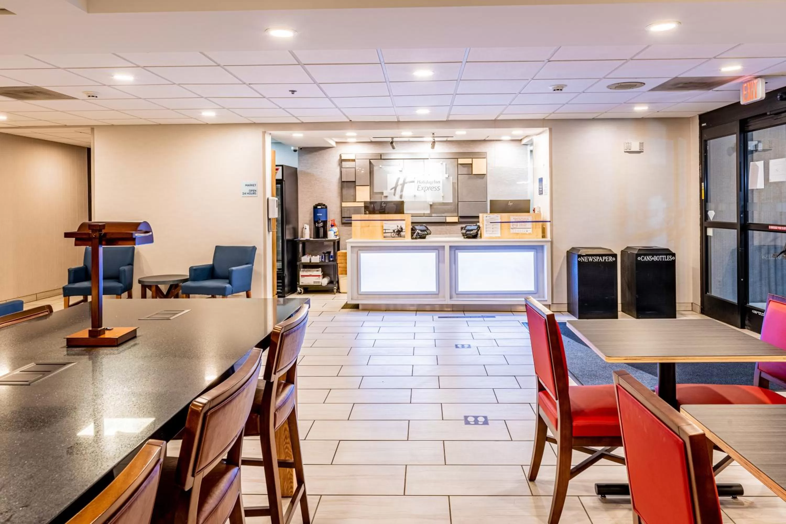 Property building in Holiday Inn Express Indianapolis South by IHG