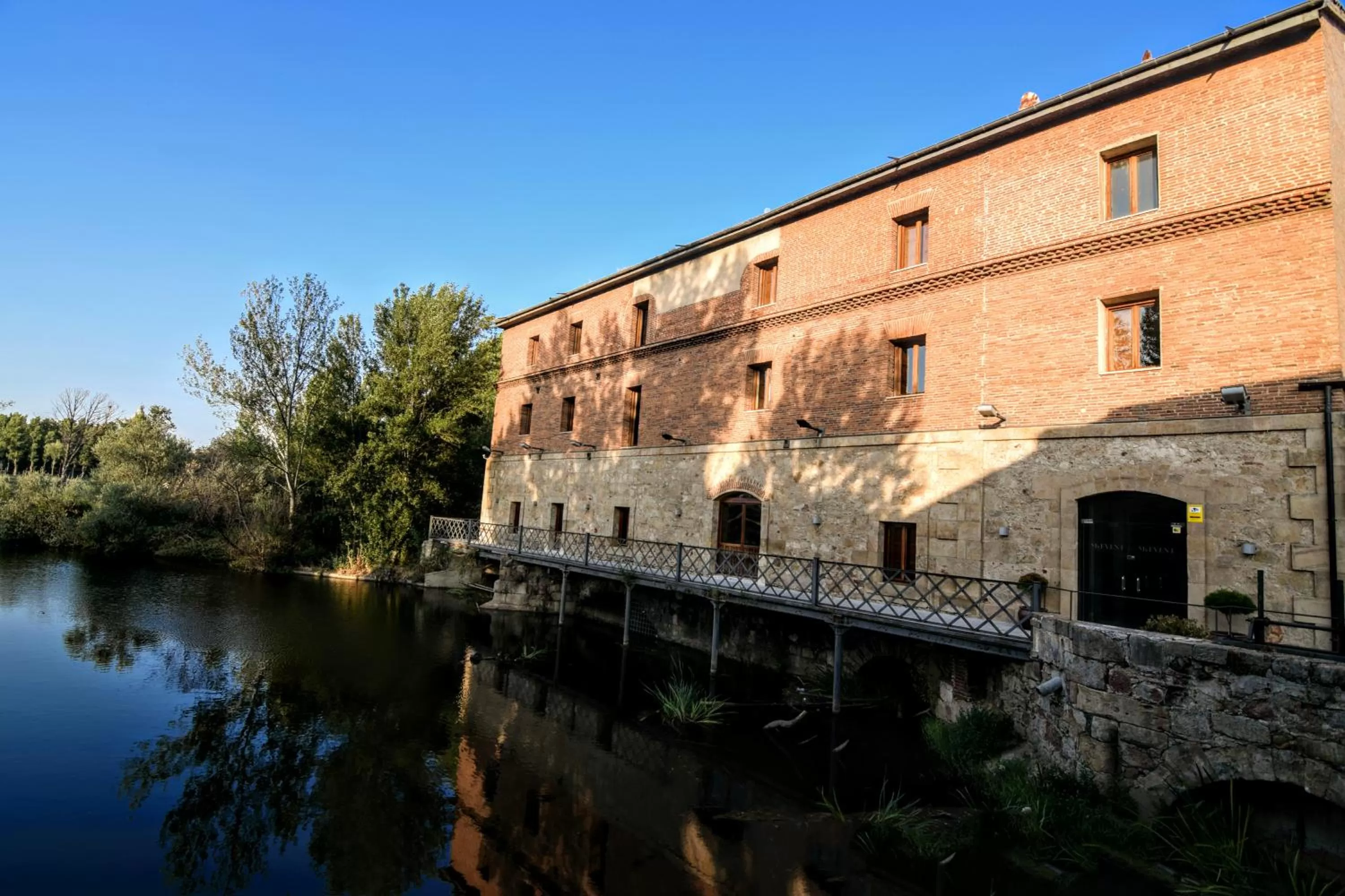 River view in Hospedium Hotel Casino Del Tormes