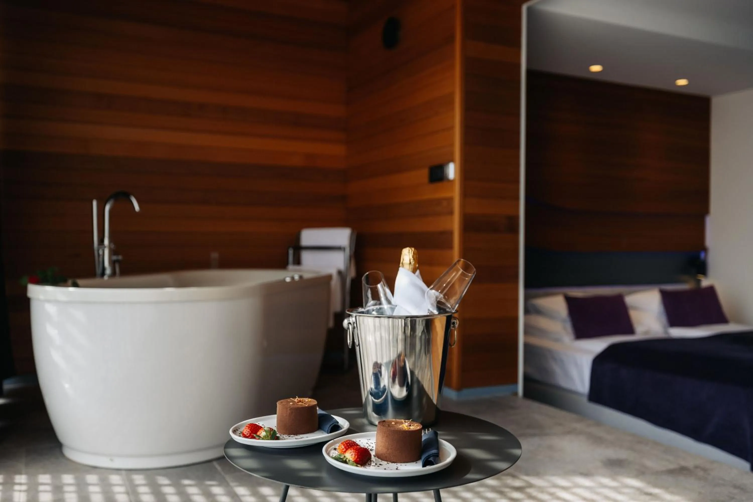 Food and drinks, Bed in Hotel Nox