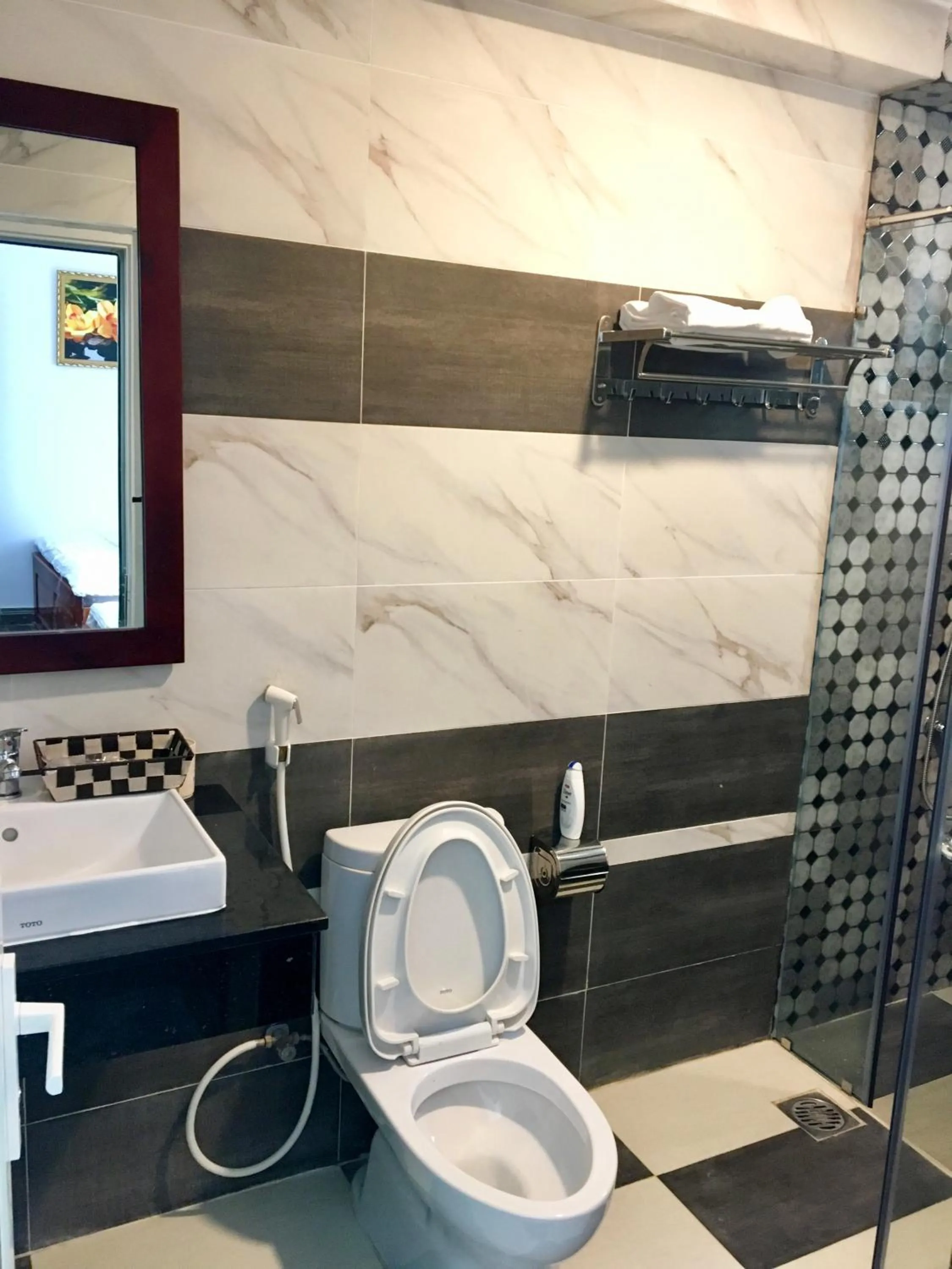 QUEEN VICTORIA Hotel