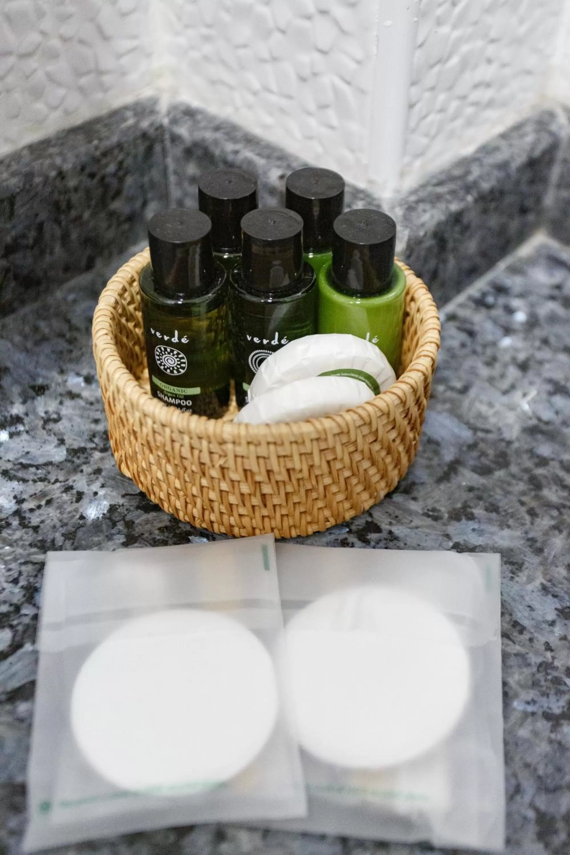 Food and drinks in Istanbul Old City Colorful Houses Balat PETRION Hotel