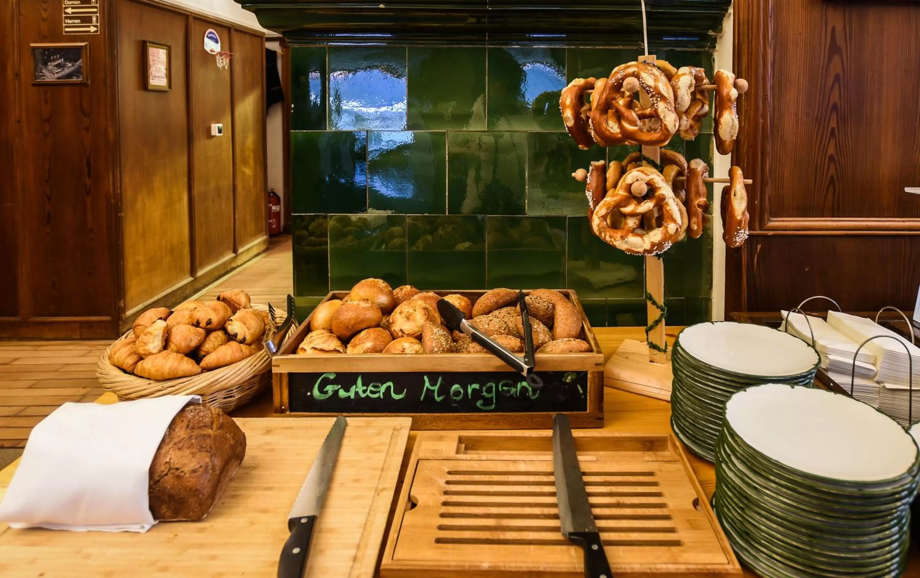 Buffet breakfast in Seehotel zur Post