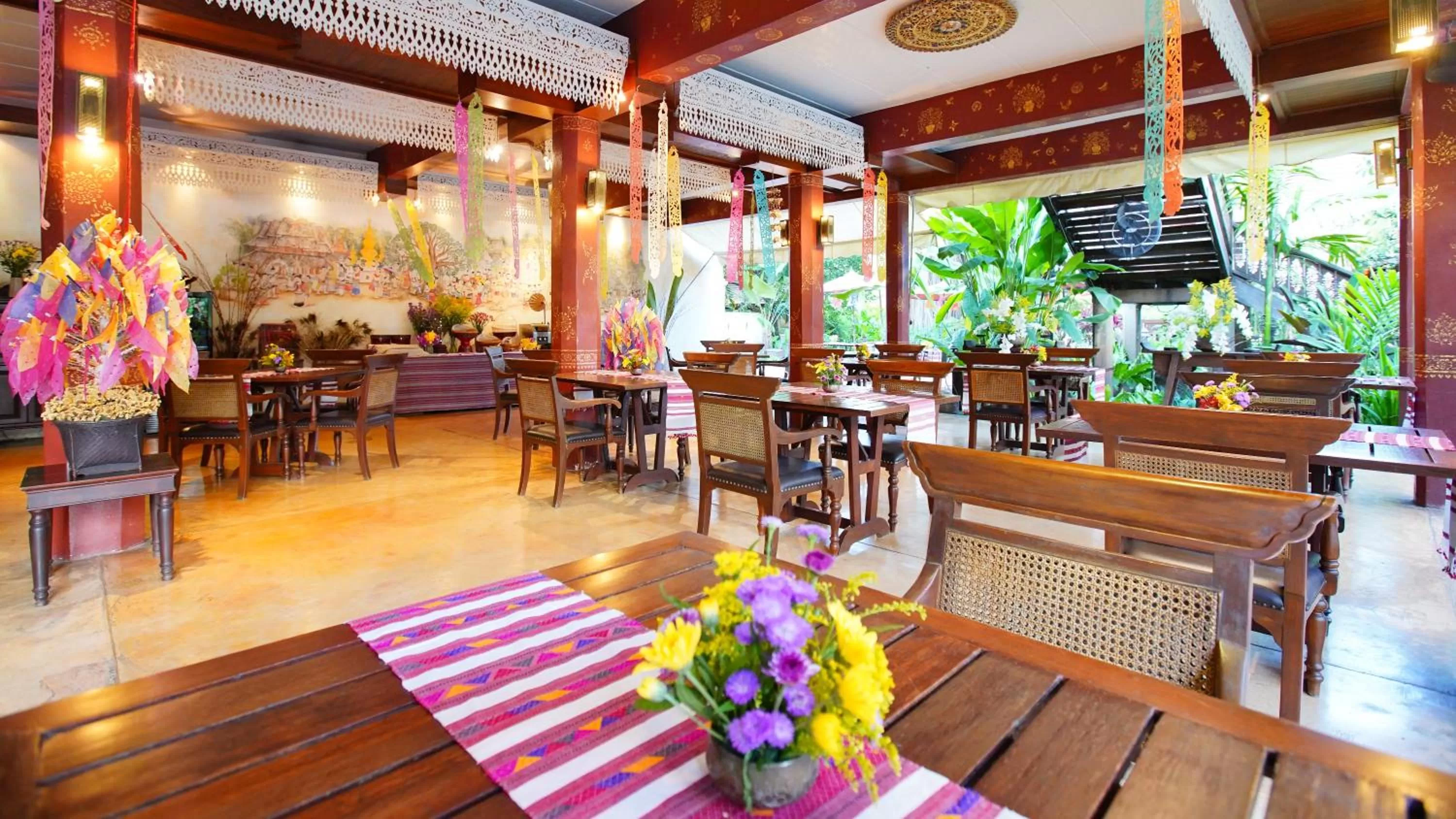 Restaurant/places to eat in Yaang Come Village Hotel