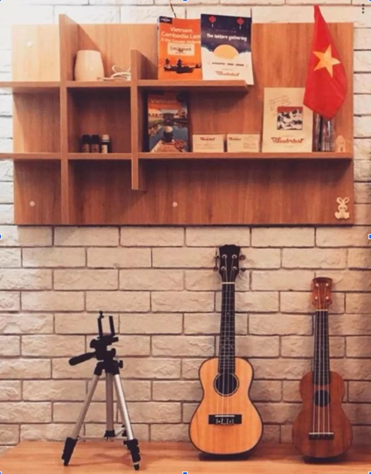 Living room in HOSTIE SAIGON [WANDERLUST Home]