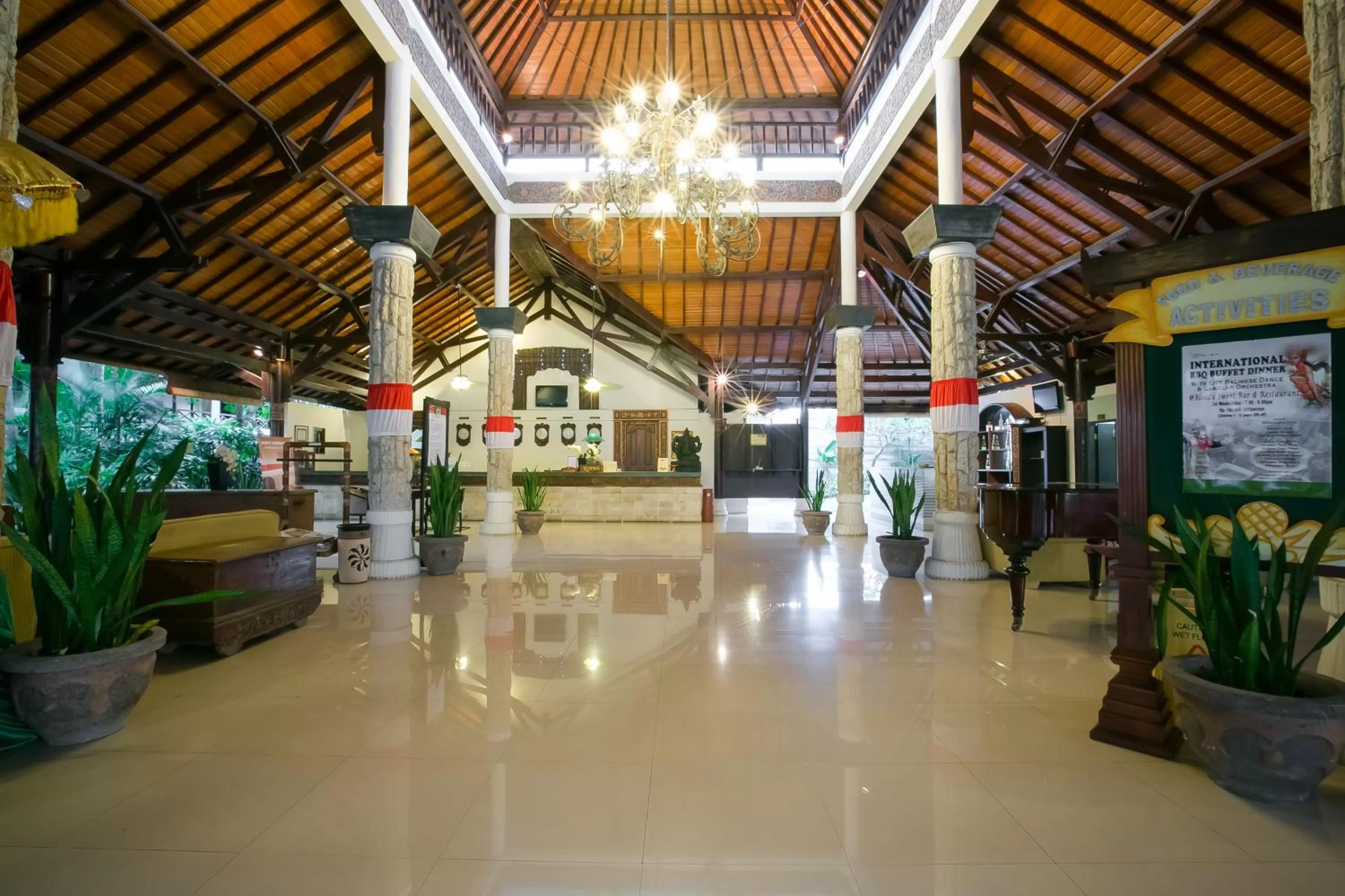 Lobby or reception in Legian Paradiso Hotel
