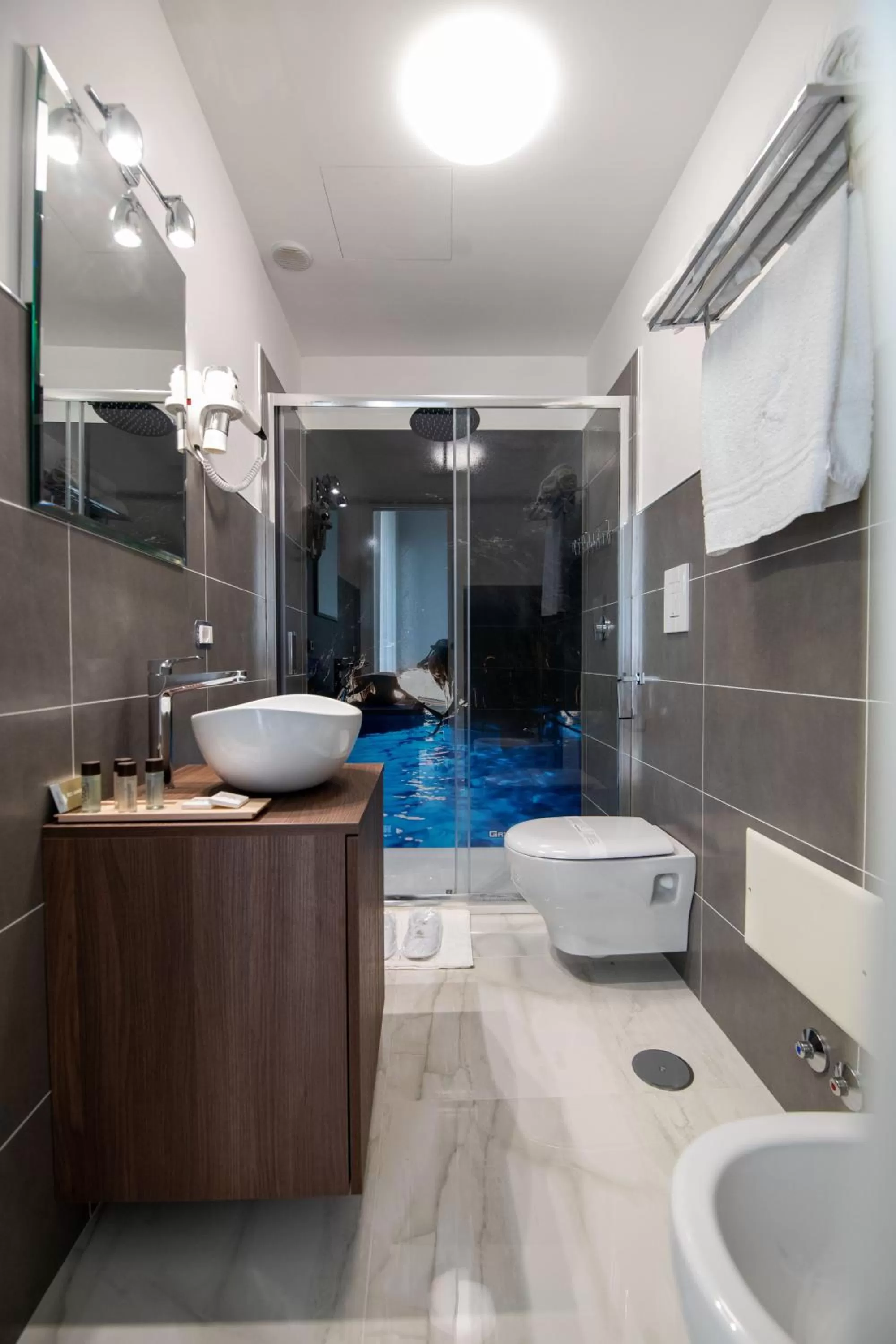 Bathroom in Palazzo Caracciolo del Sole