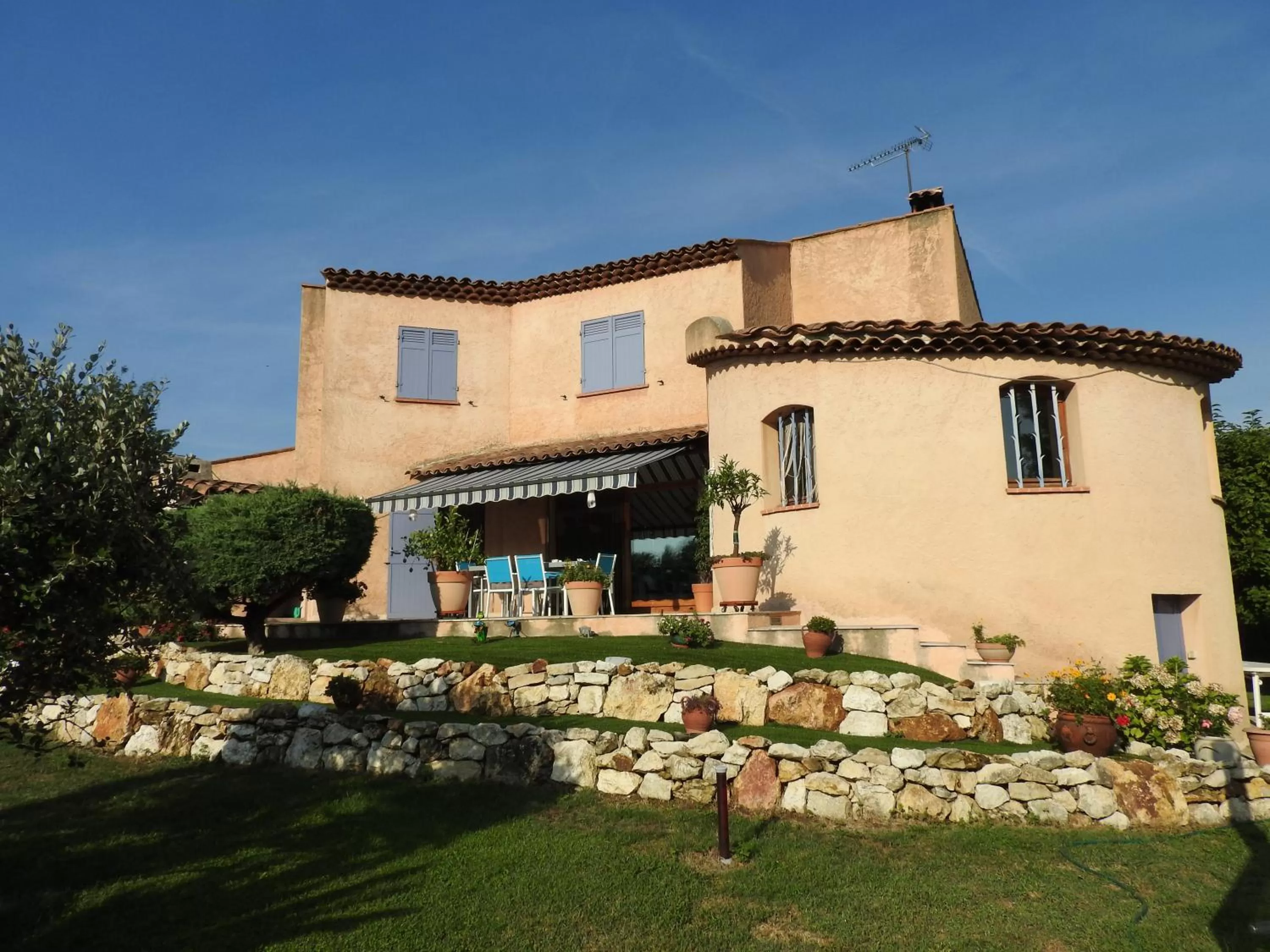 Garden in la bagna gauda