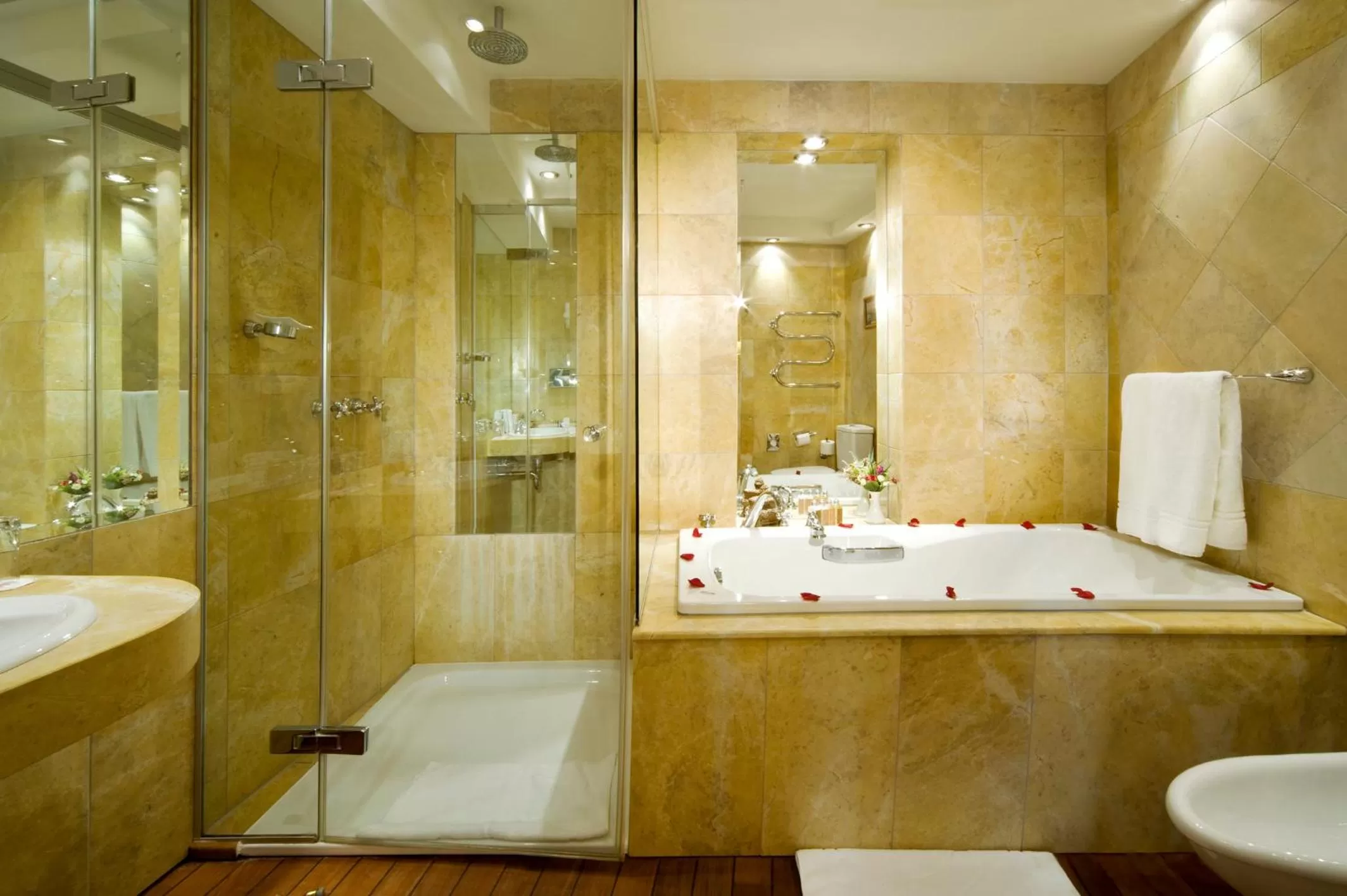 Shower in Imperial Hotel & Restaurant