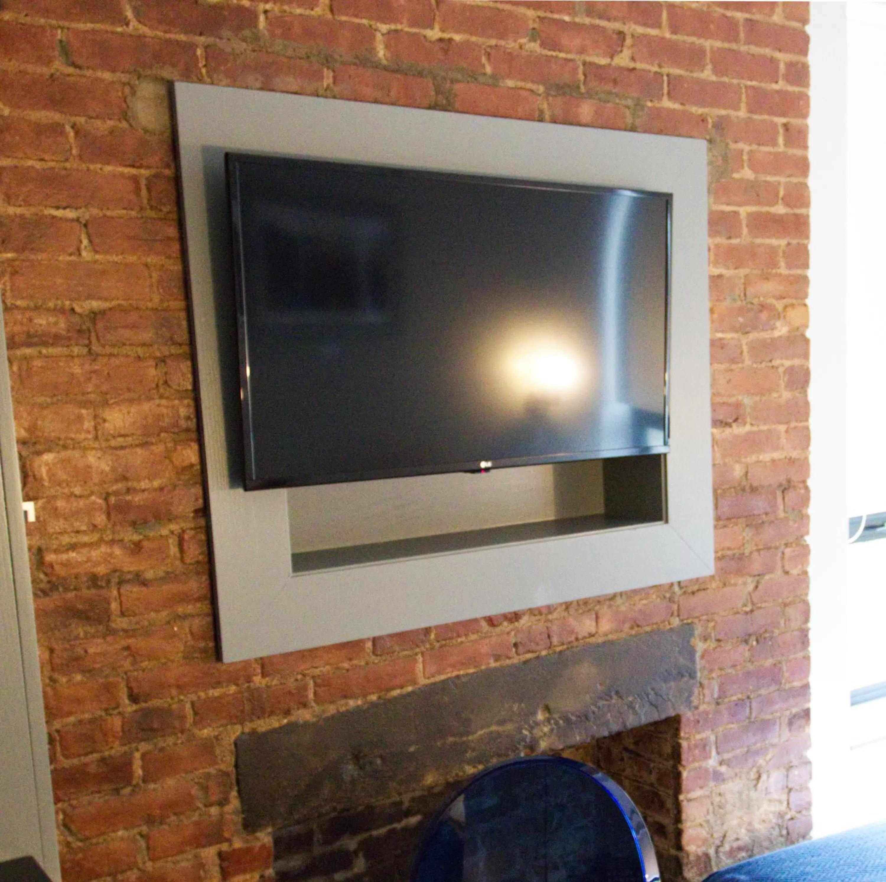 TV and multimedia in The Ridge