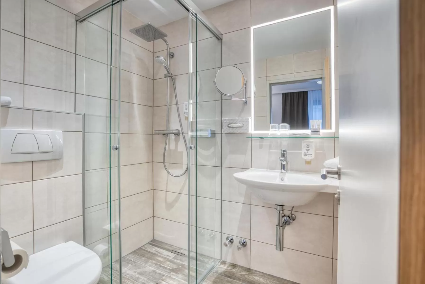 Bathroom in Leipziger Hof Innsbruck