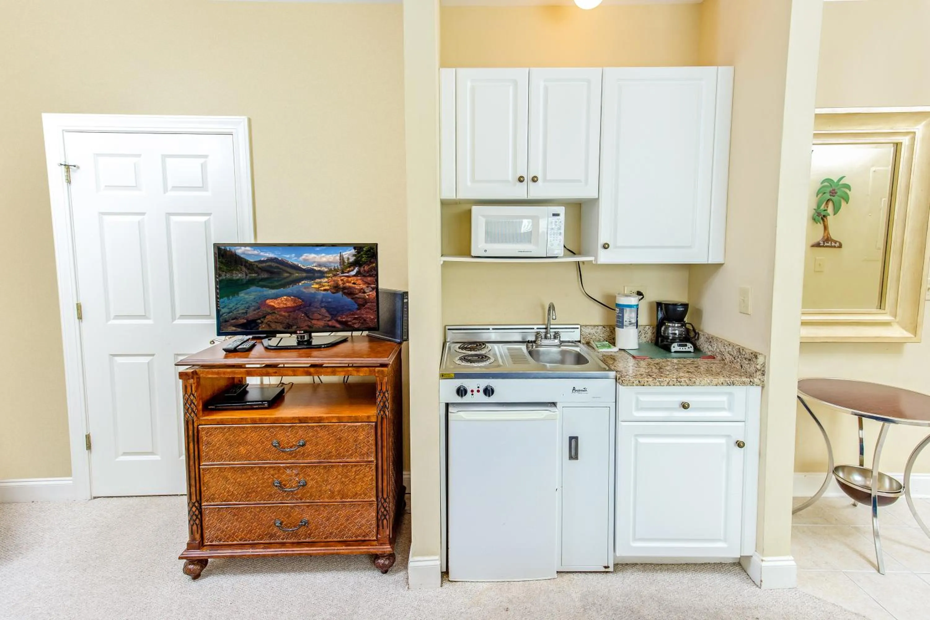 TV and multimedia, Kitchen/Kitchenette in Grande Villas at World Tour Golf Resort