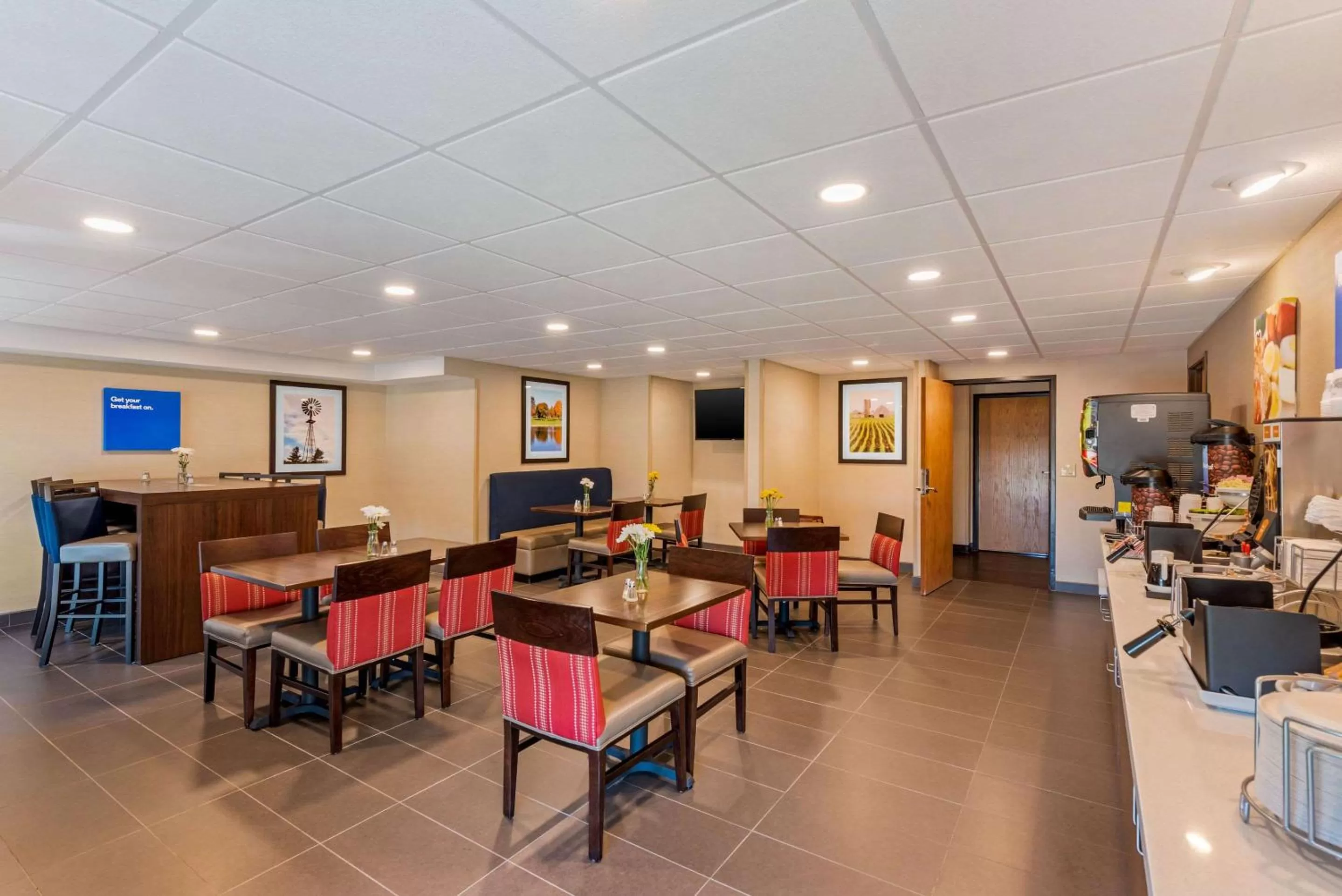Restaurant/places to eat in Comfort Inn & Suites near Route 66