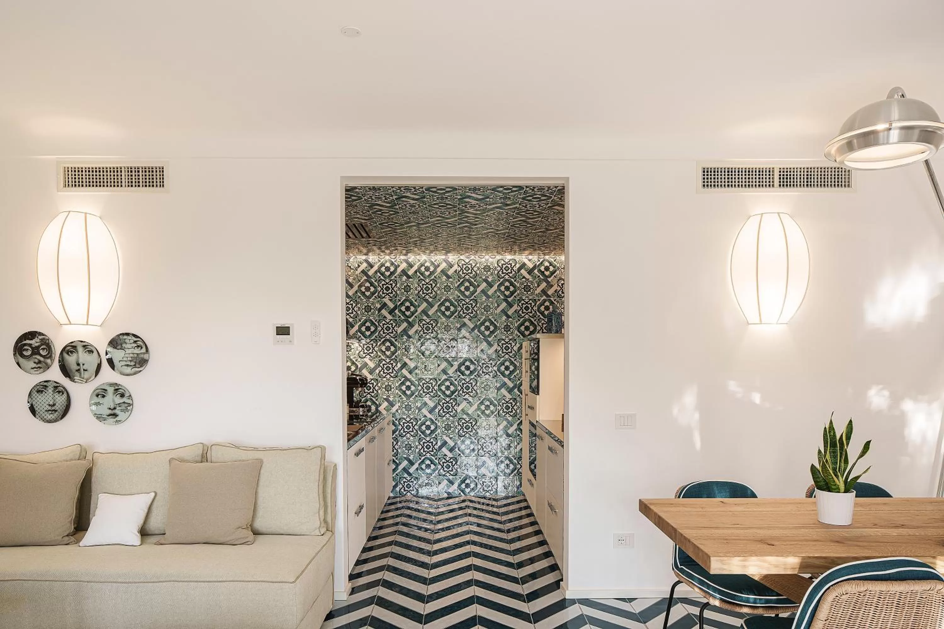 Kitchen or kitchenette in Costa Del Capitano Seaside Villas