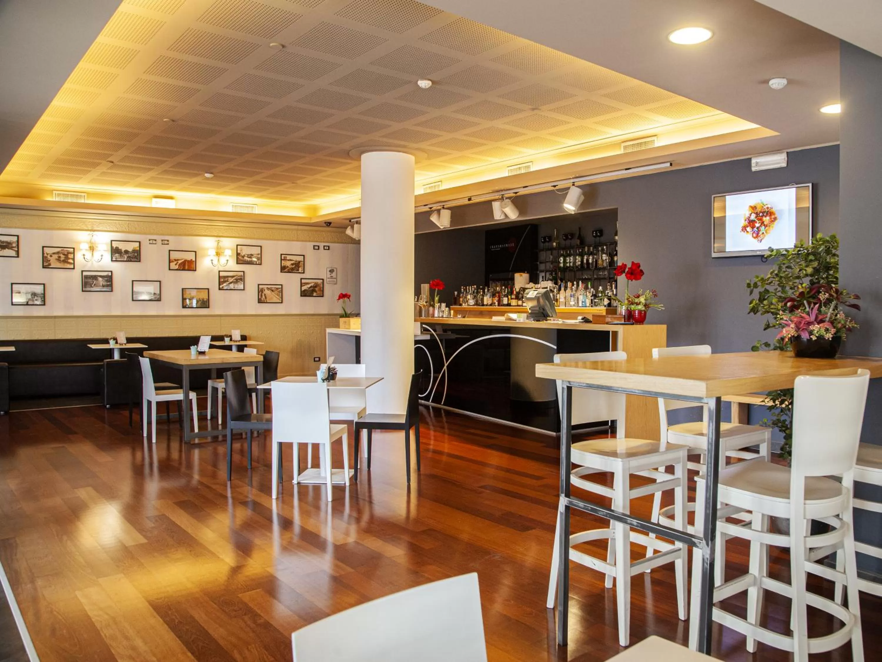 Breakfast in Hotel Tiber