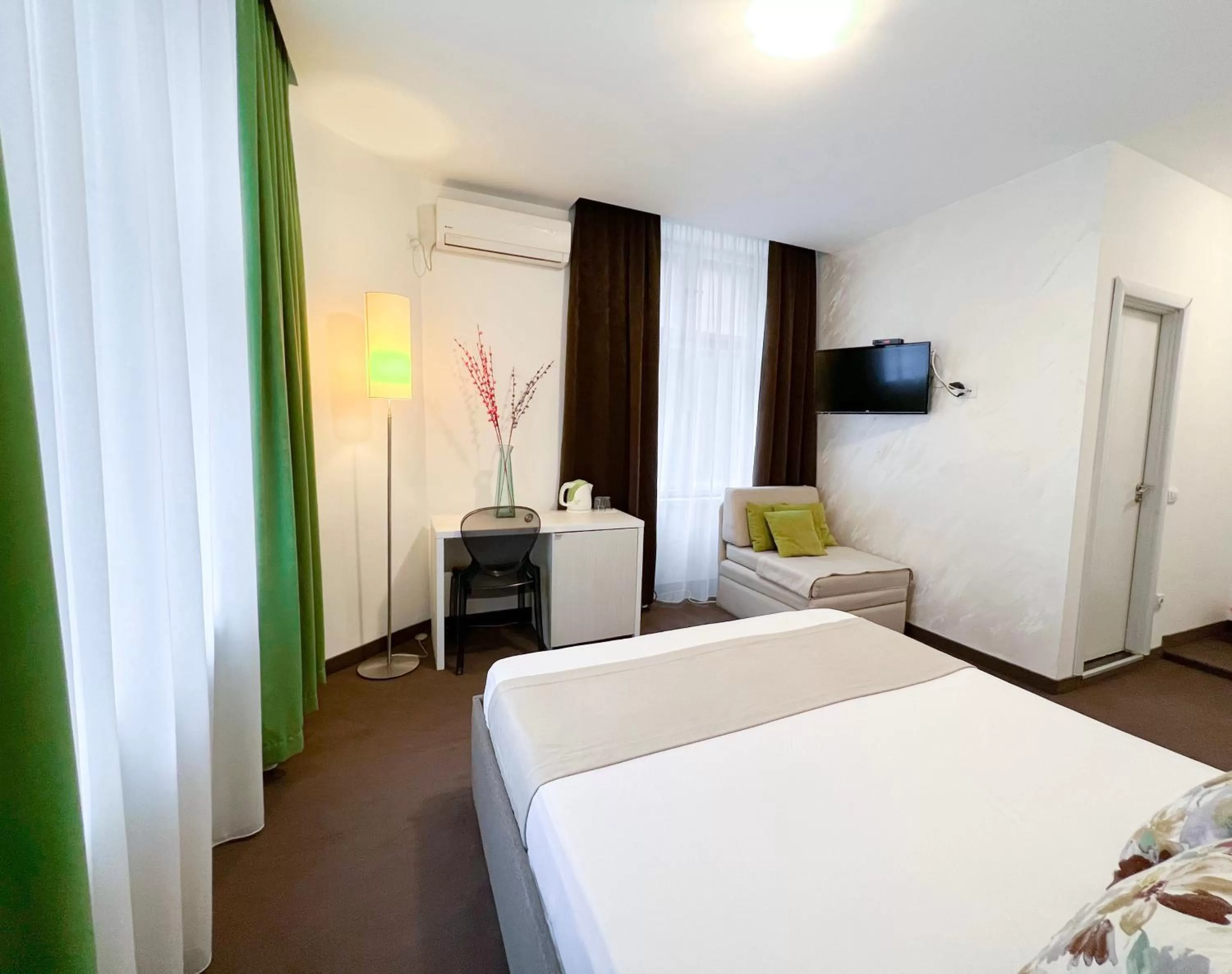 Photo of the whole room in Centar Forever