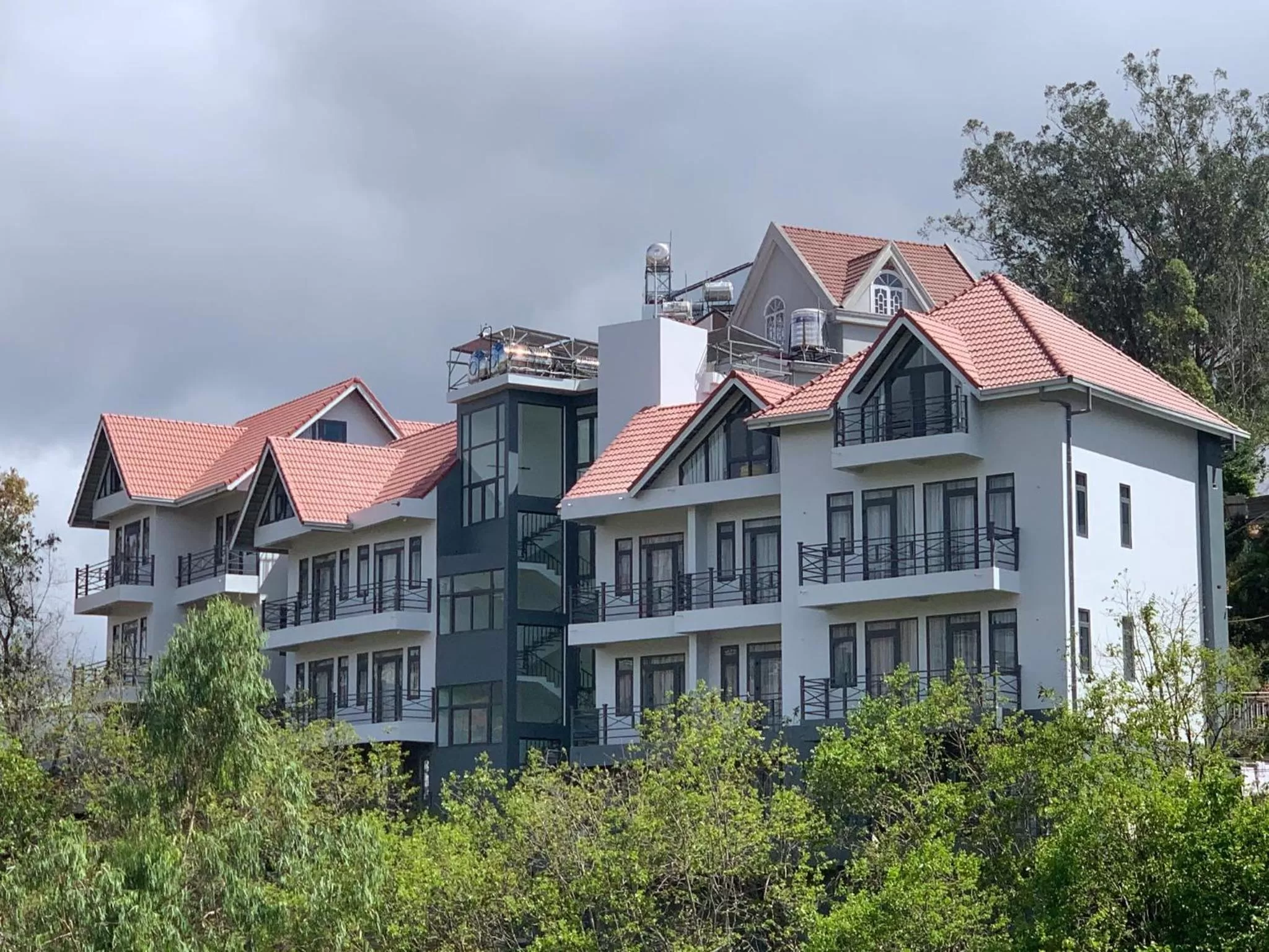 Property building in Hong Mon Villa