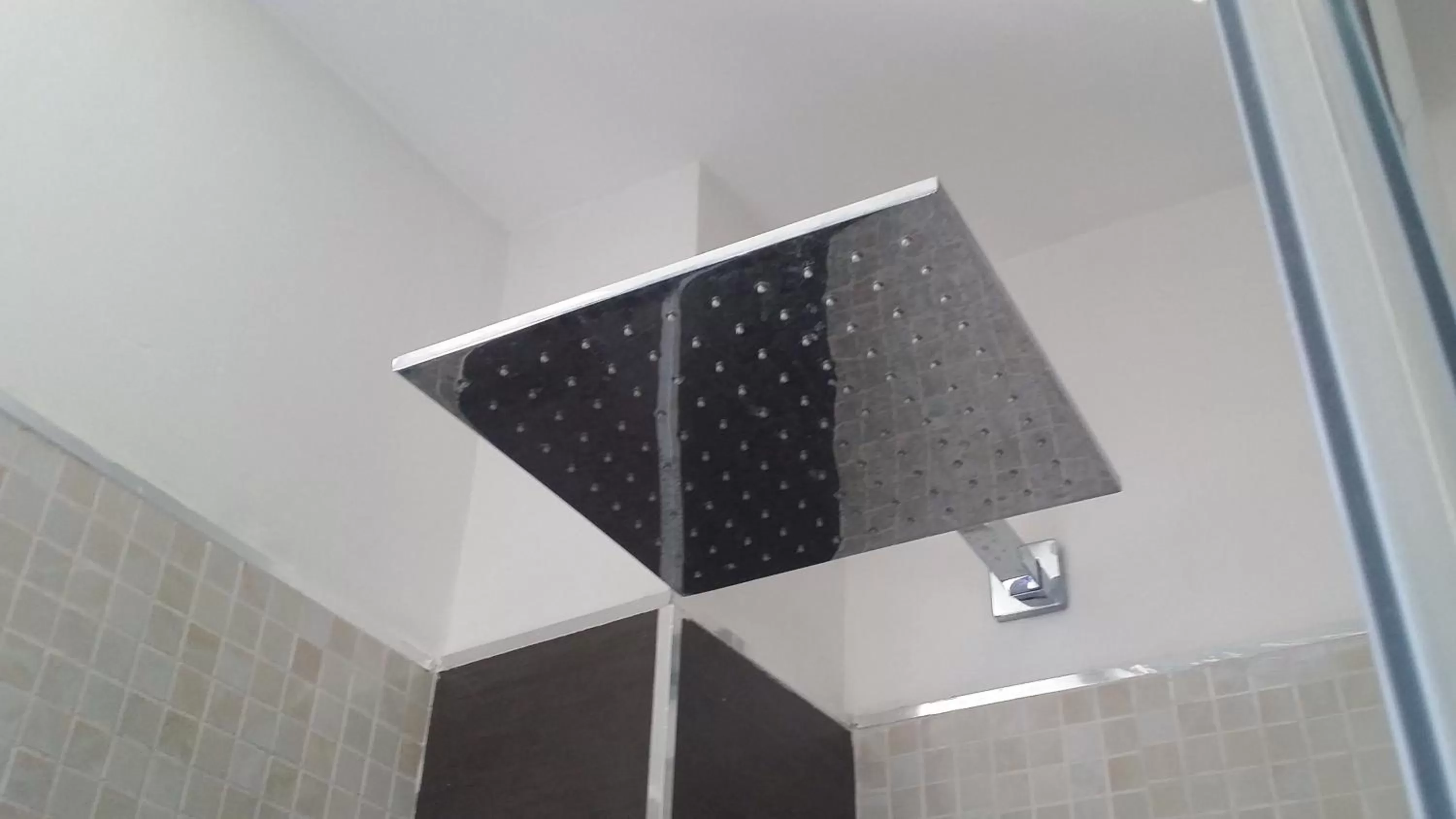 Shower in Star Vatican Rooms