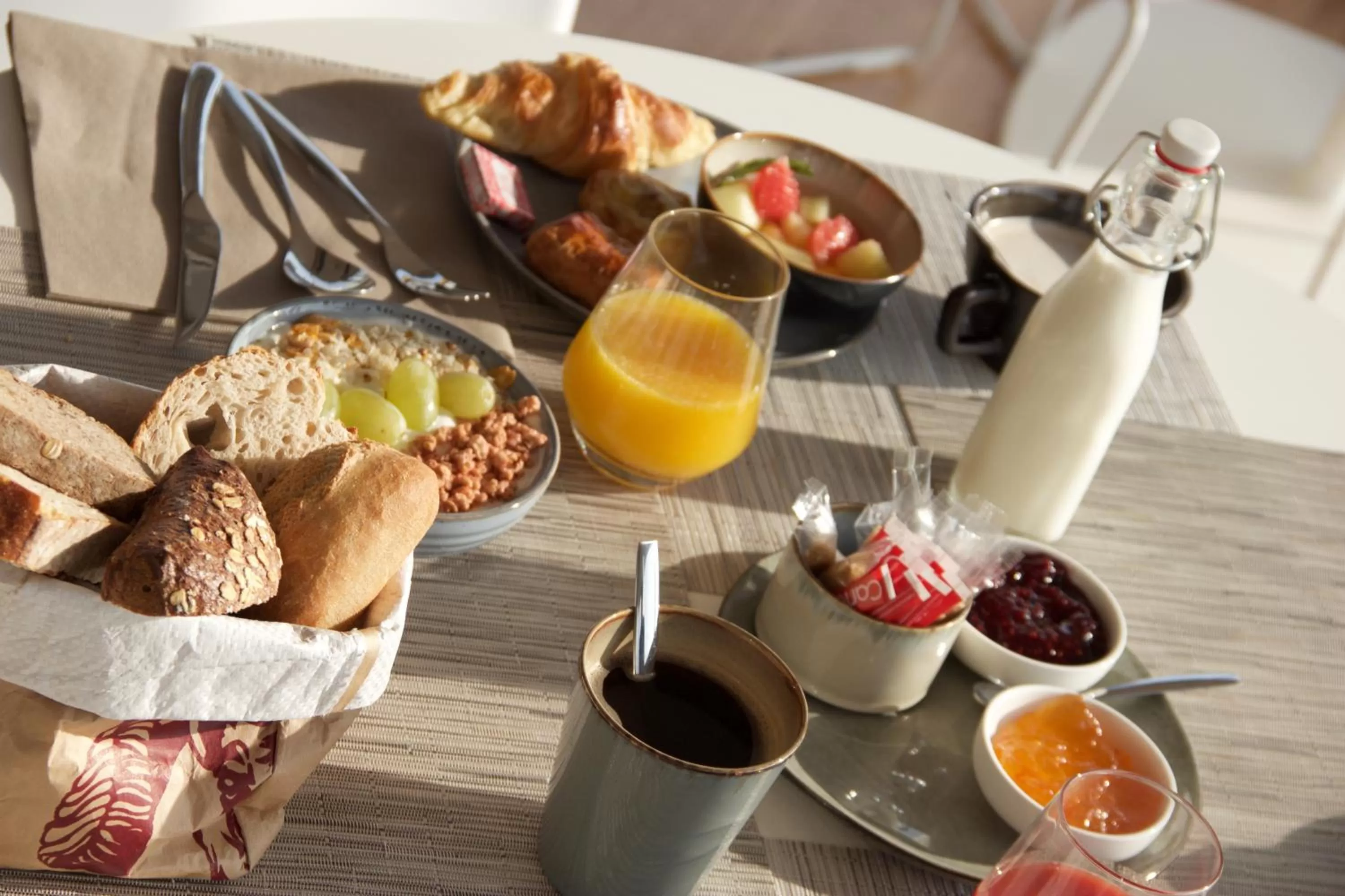 Continental breakfast in Radisson Blu Hotel Bordeaux
