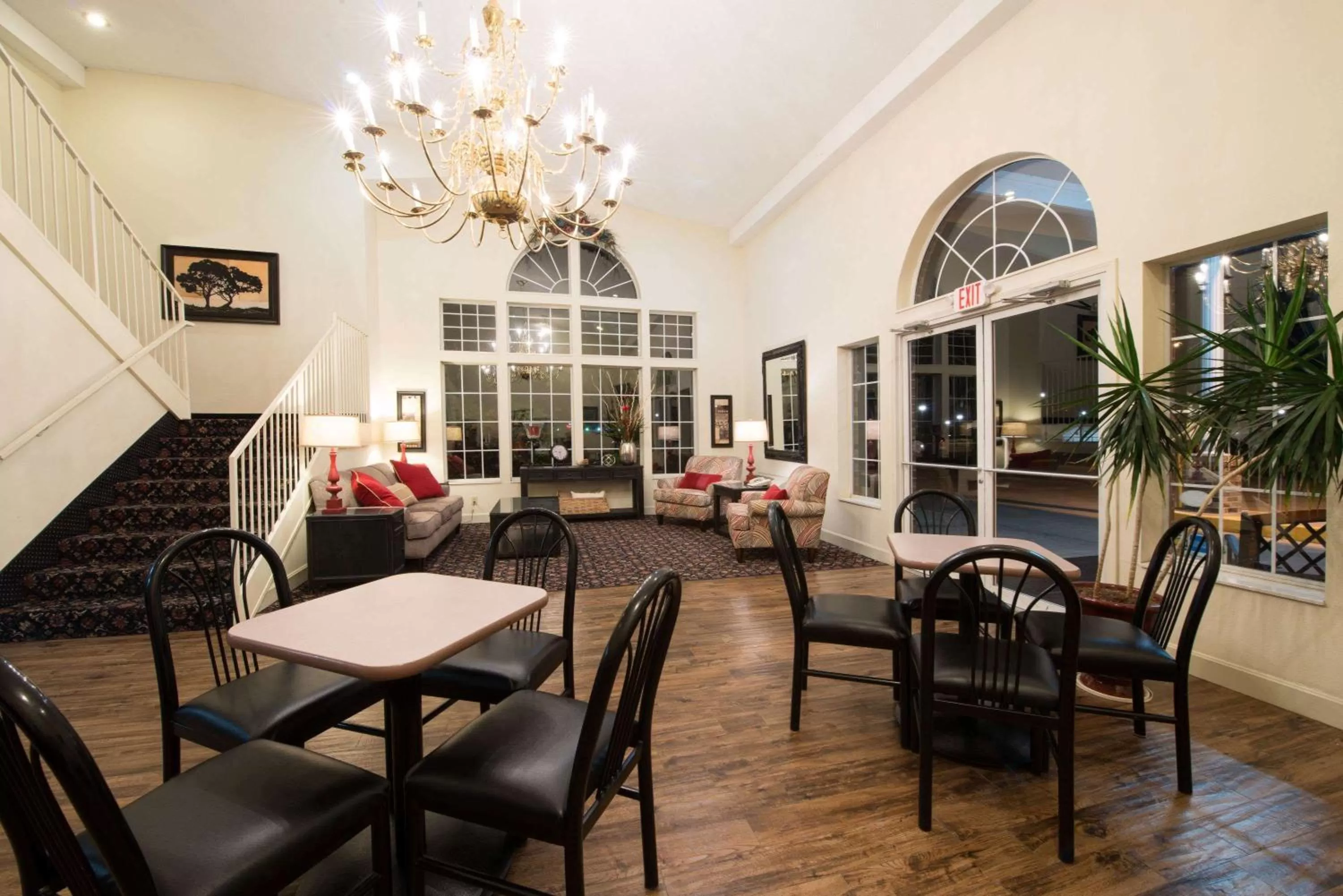 Lobby or reception in Super 8 by Wyndham Richmond