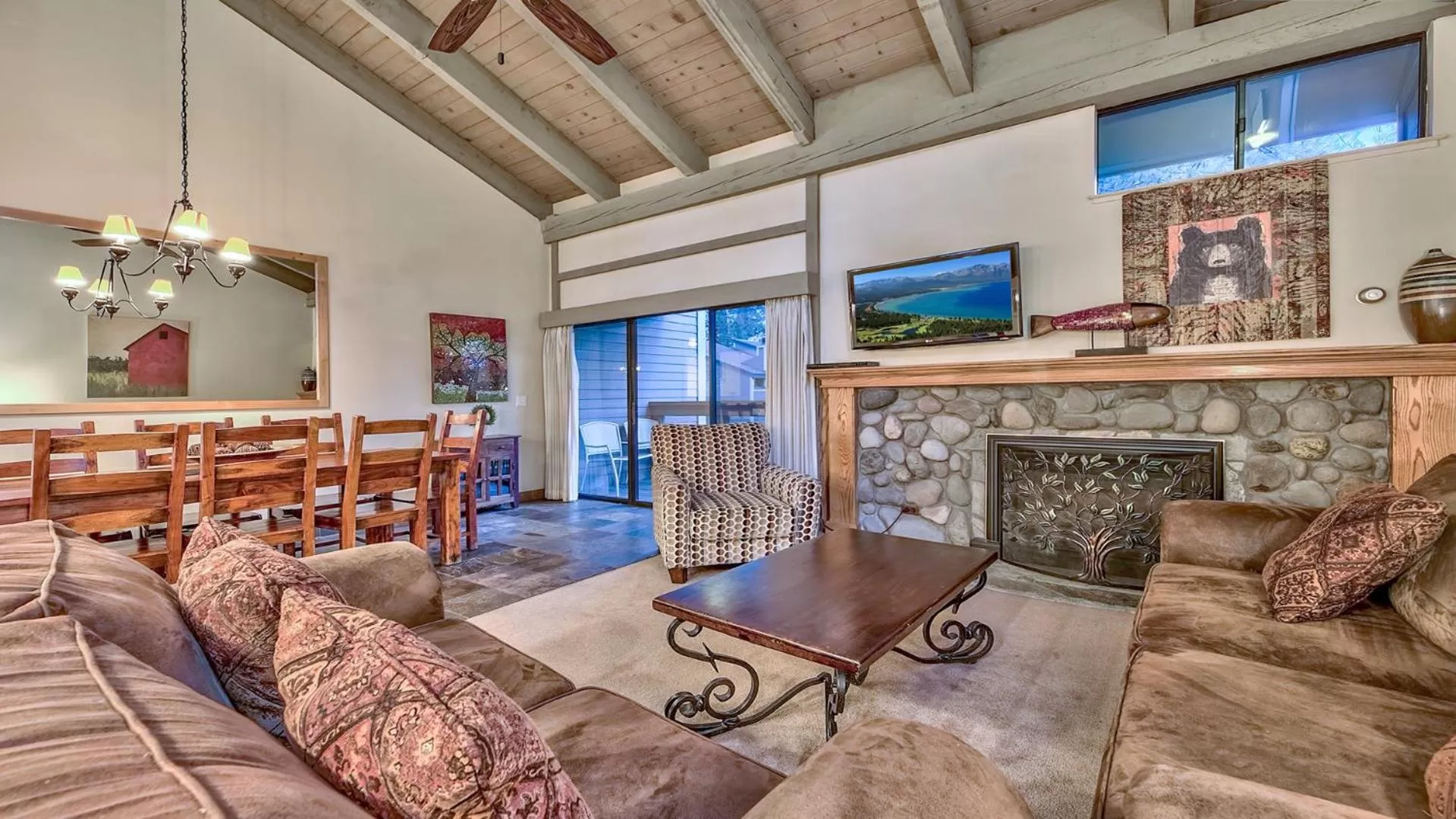 Seating Area in Lakeland Village at Heavenly