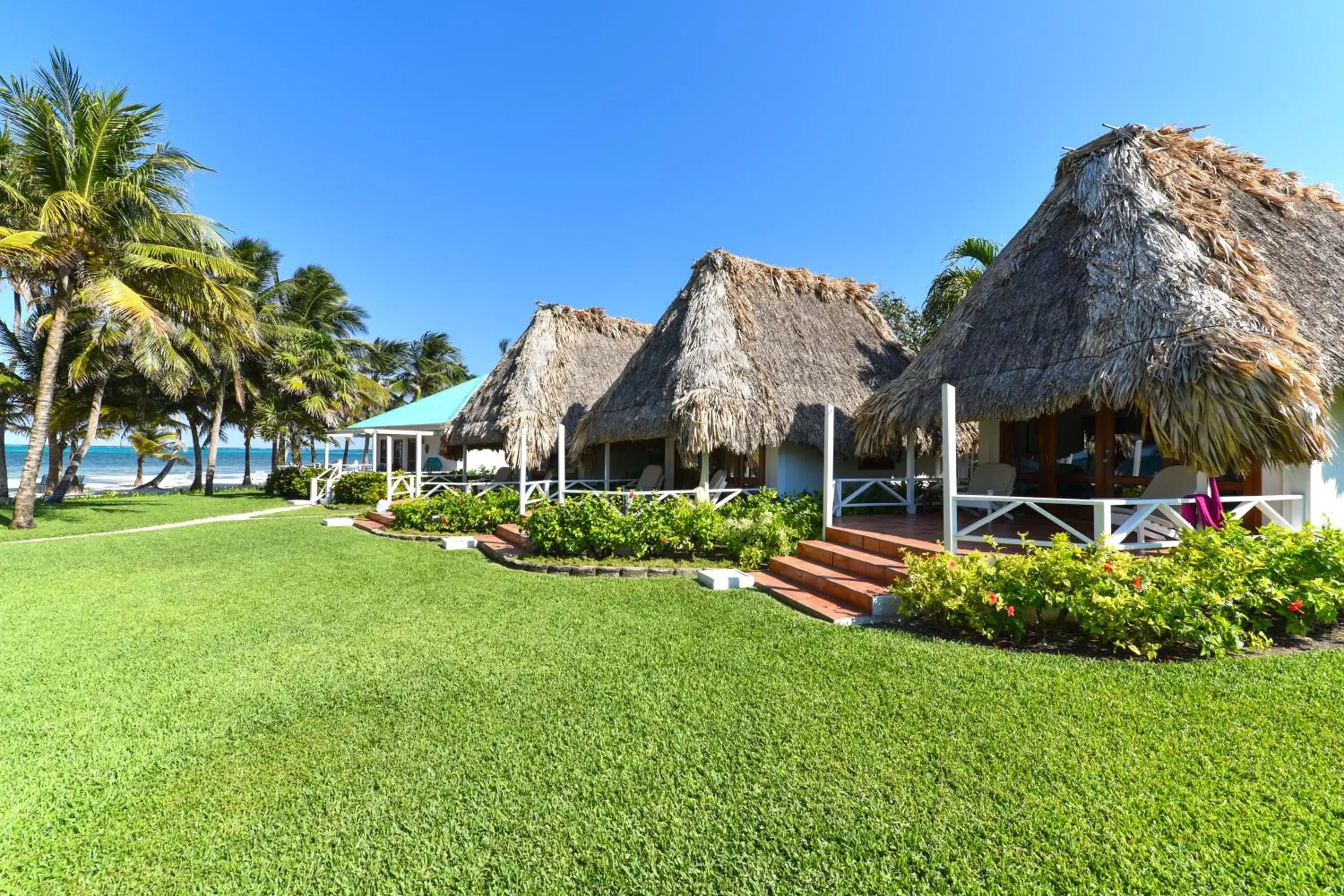 Bungalow with Sea View in Victoria House Resort & Spa Bungalow with Sea View in Victoria House Resort & Spa