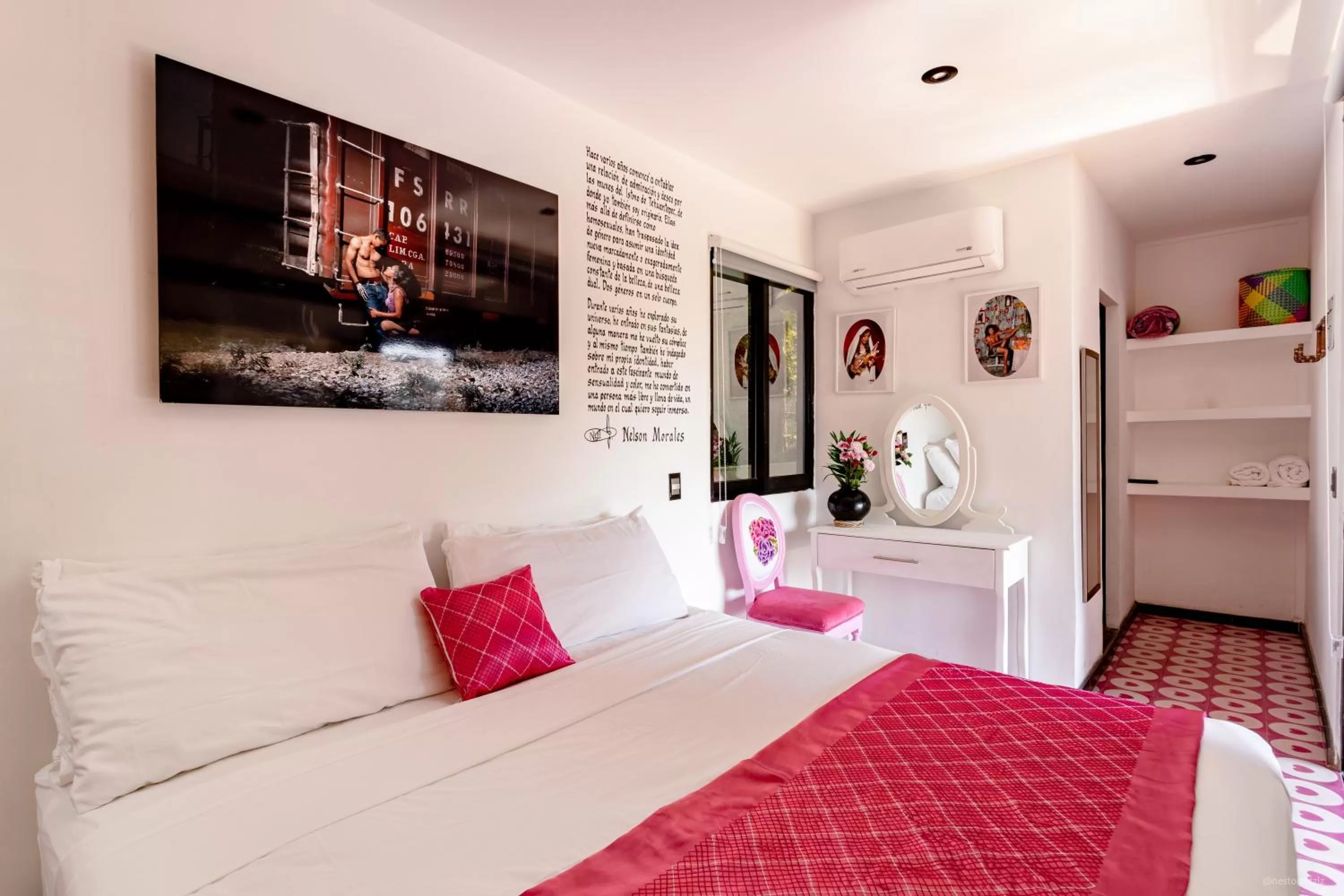 Bed in Cabane Container Boutique Hotel