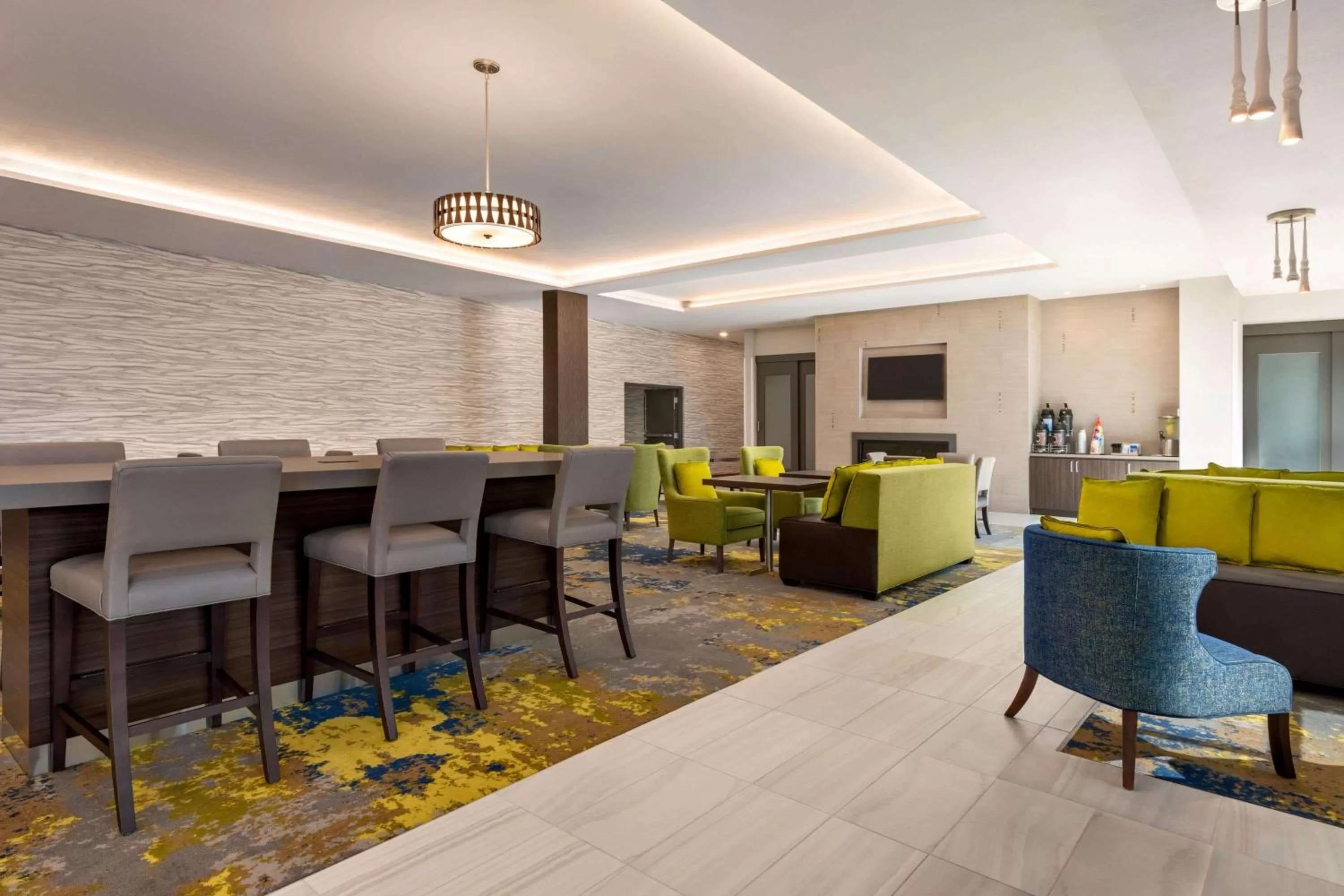 Lobby or reception in La Quinta Inn & Suites by Wyndham Orlando I-Drive Theme Parks