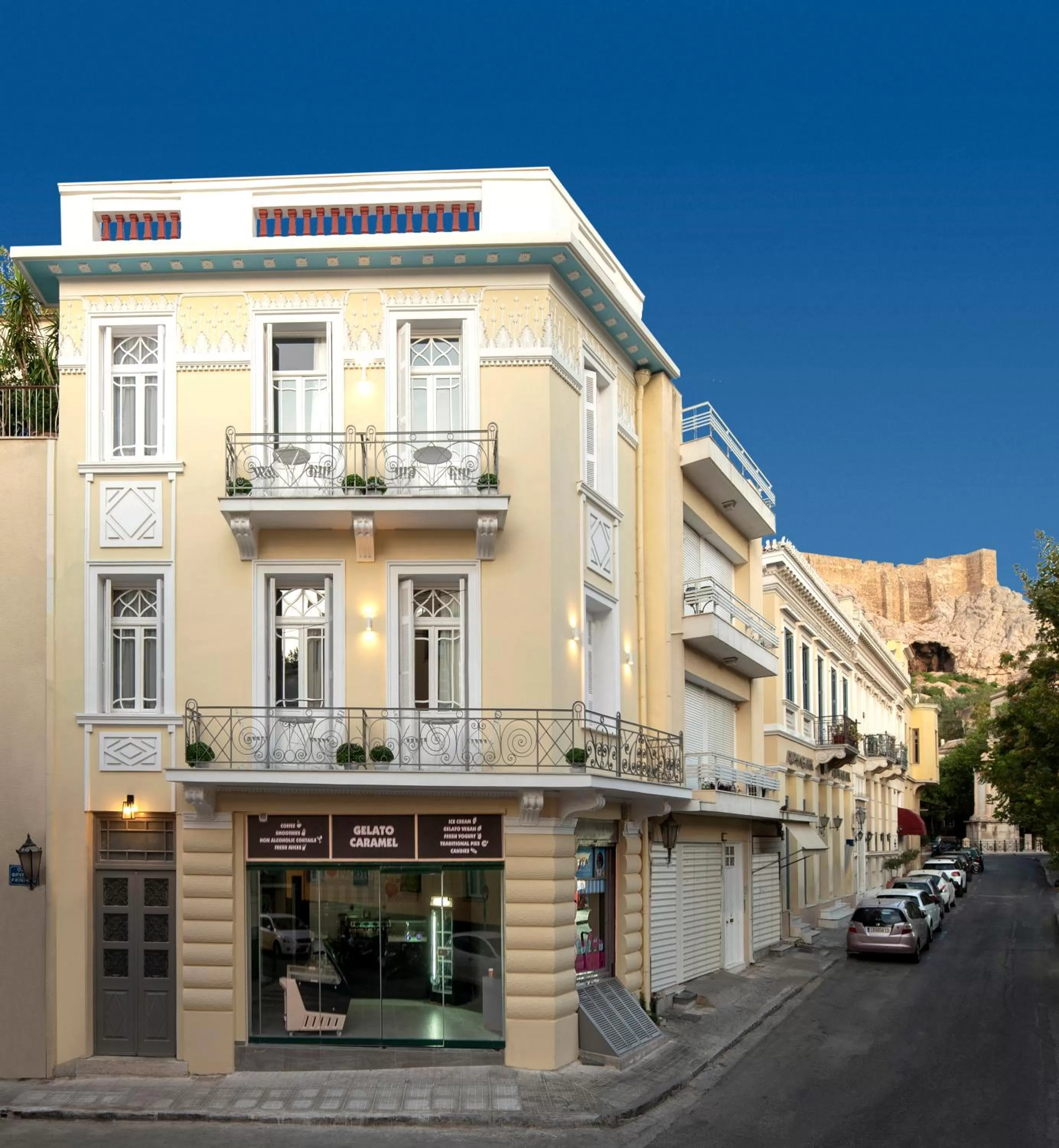 Property building in Plaka Arch Suites