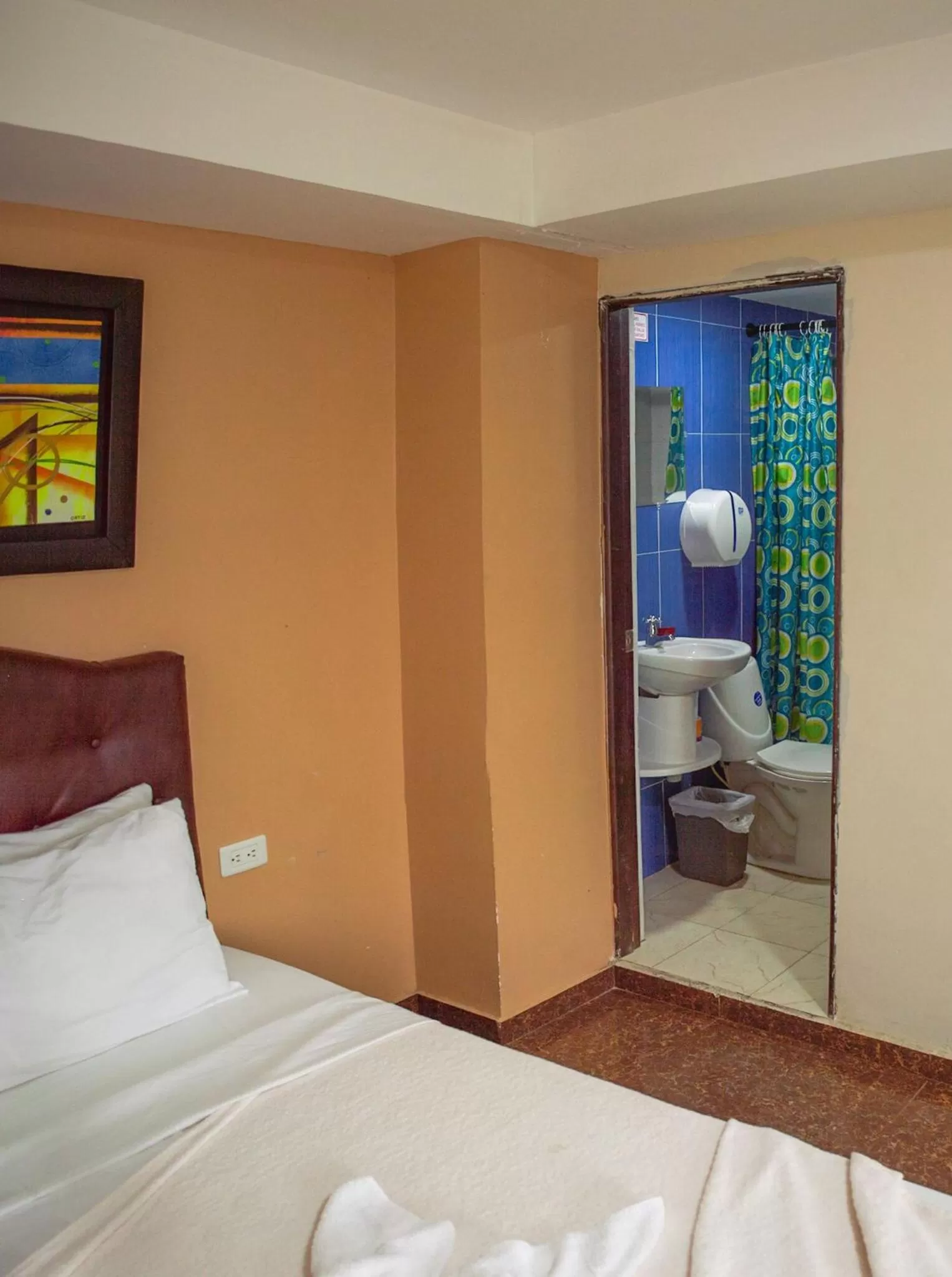 Bathroom, Bed in Hotel Boquilla Suites By GEH Suites