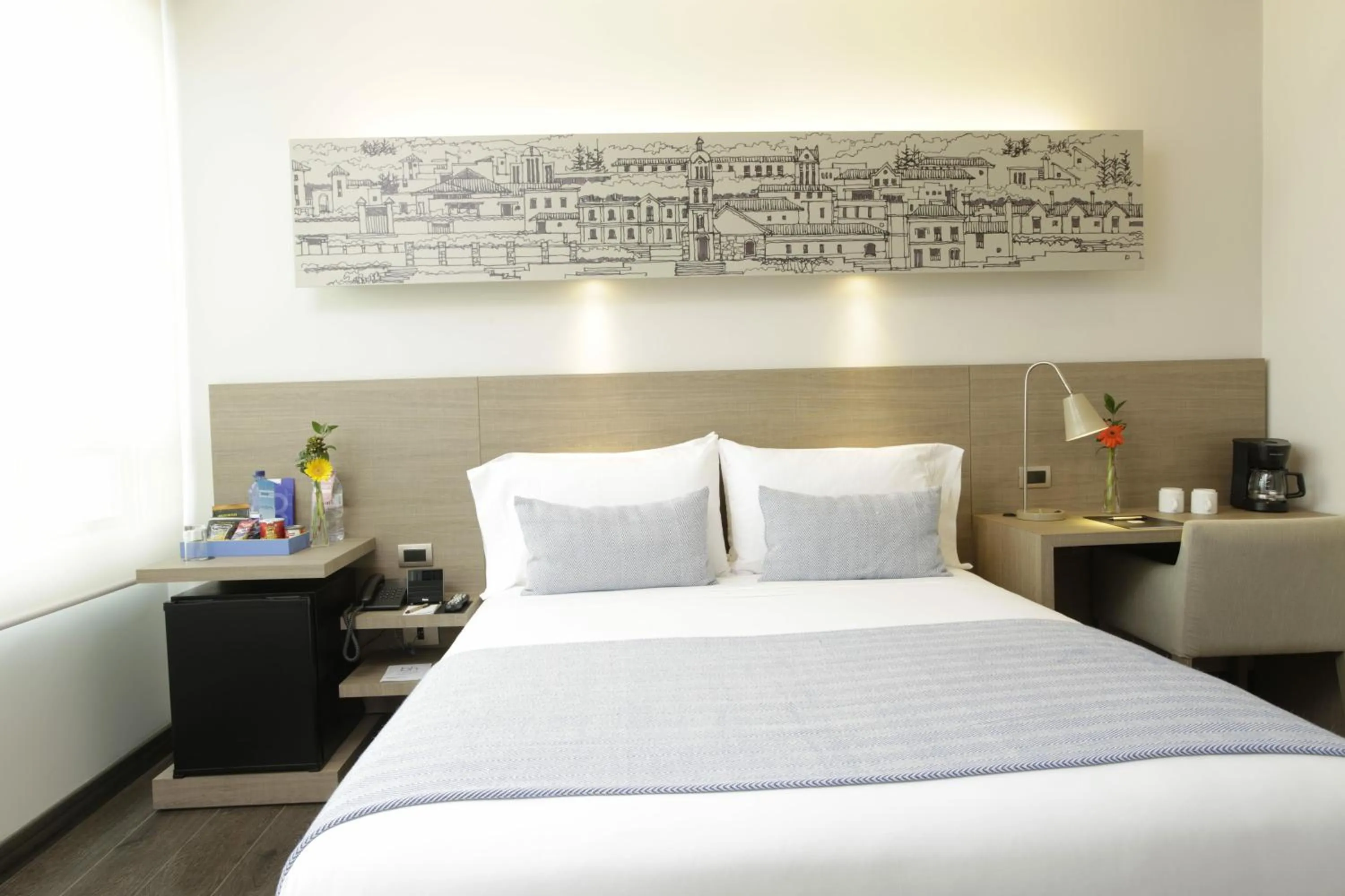 Bedroom, Bed in Hotel bh Usaquén