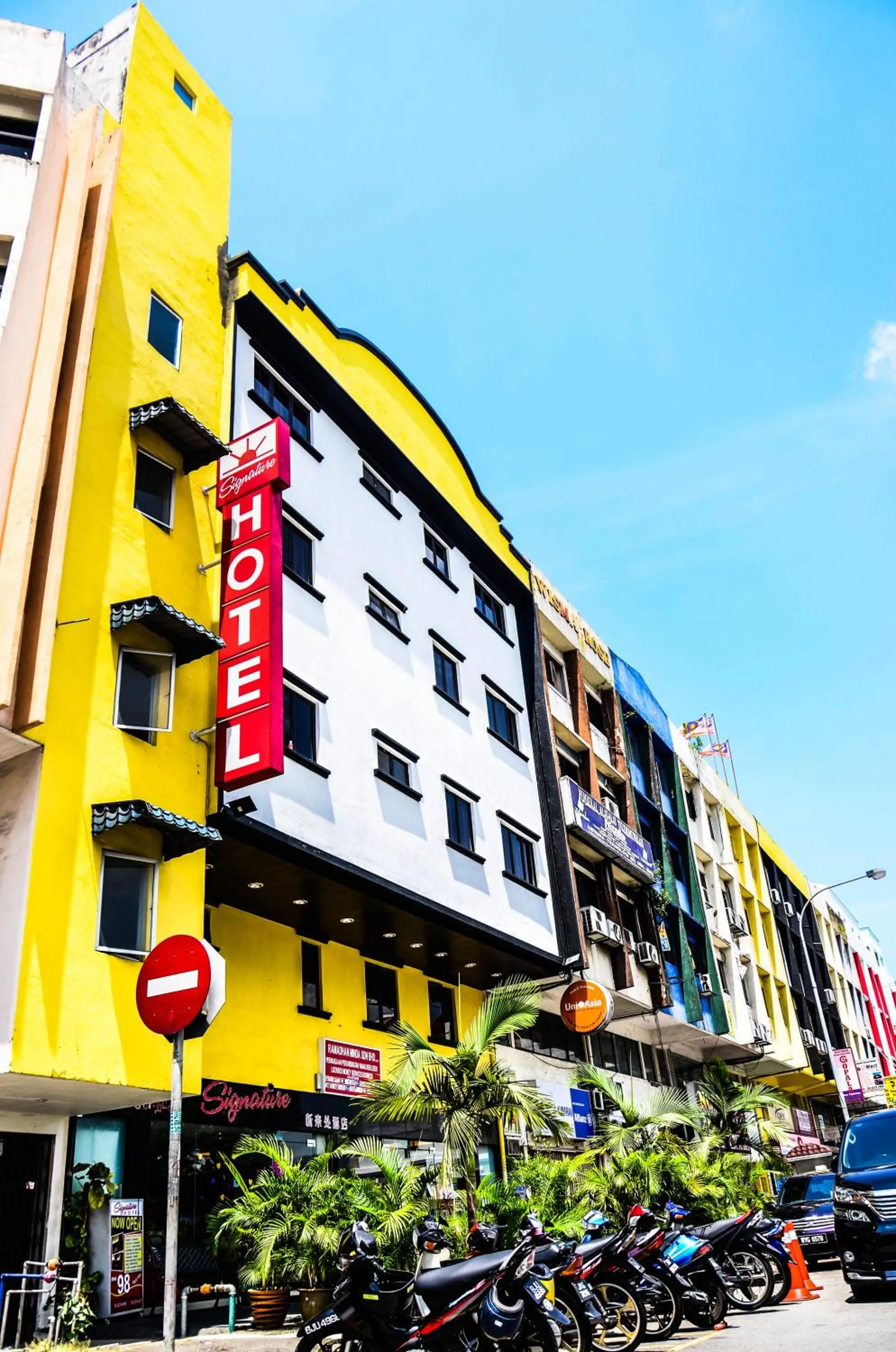 Facade/entrance, Property Building in Signature Hotel KL Sentral