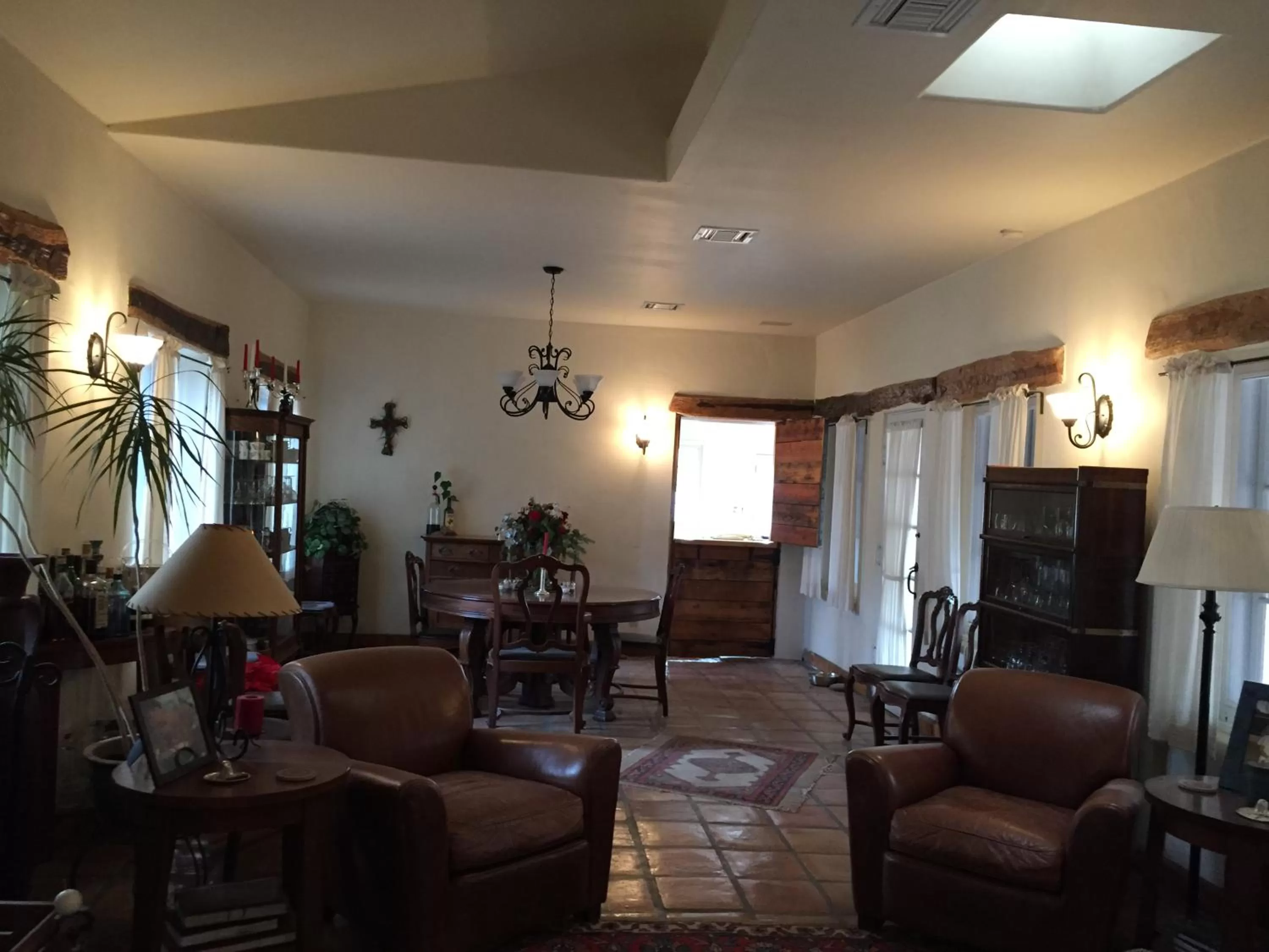 Communal lounge/ TV room, Seating Area in Casa Paloma B&B