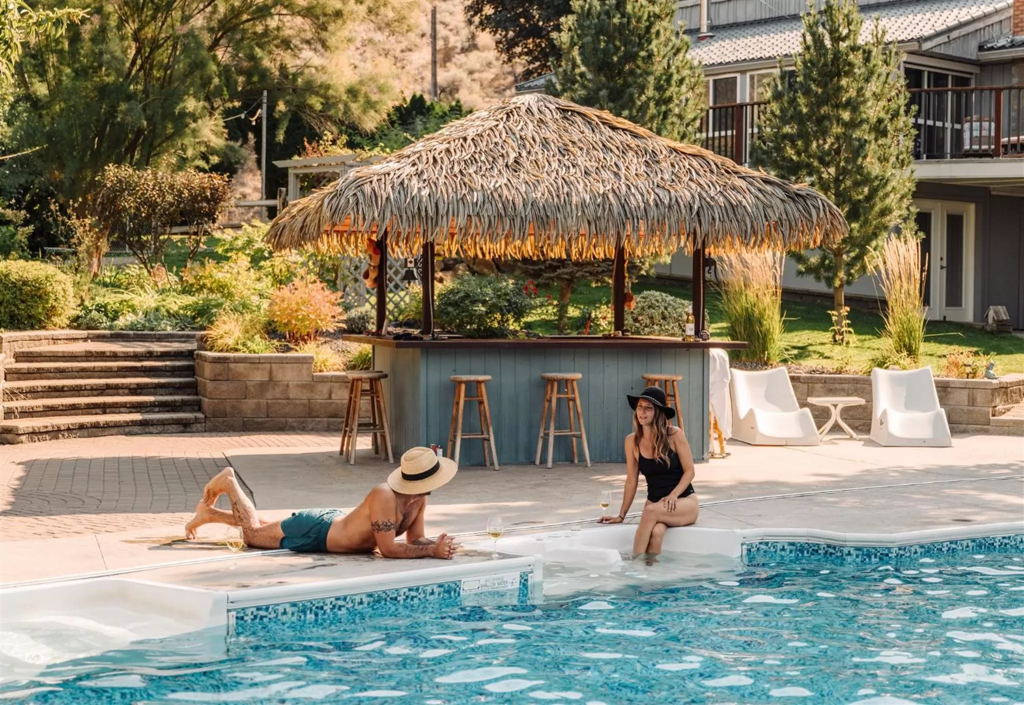 Swimming Pool in Similkameen Wild Resort & Winery Retreat