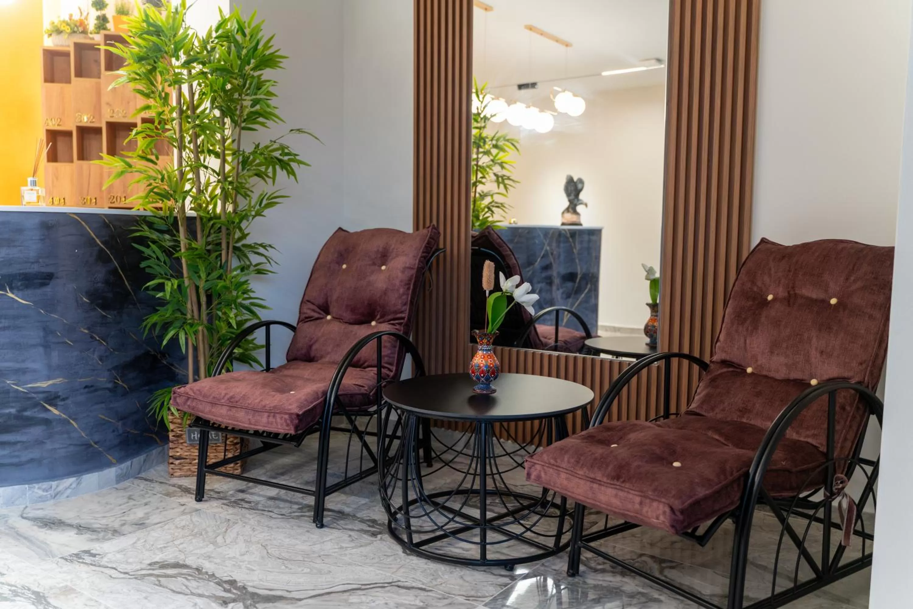 Seating area in Hotel Memaj