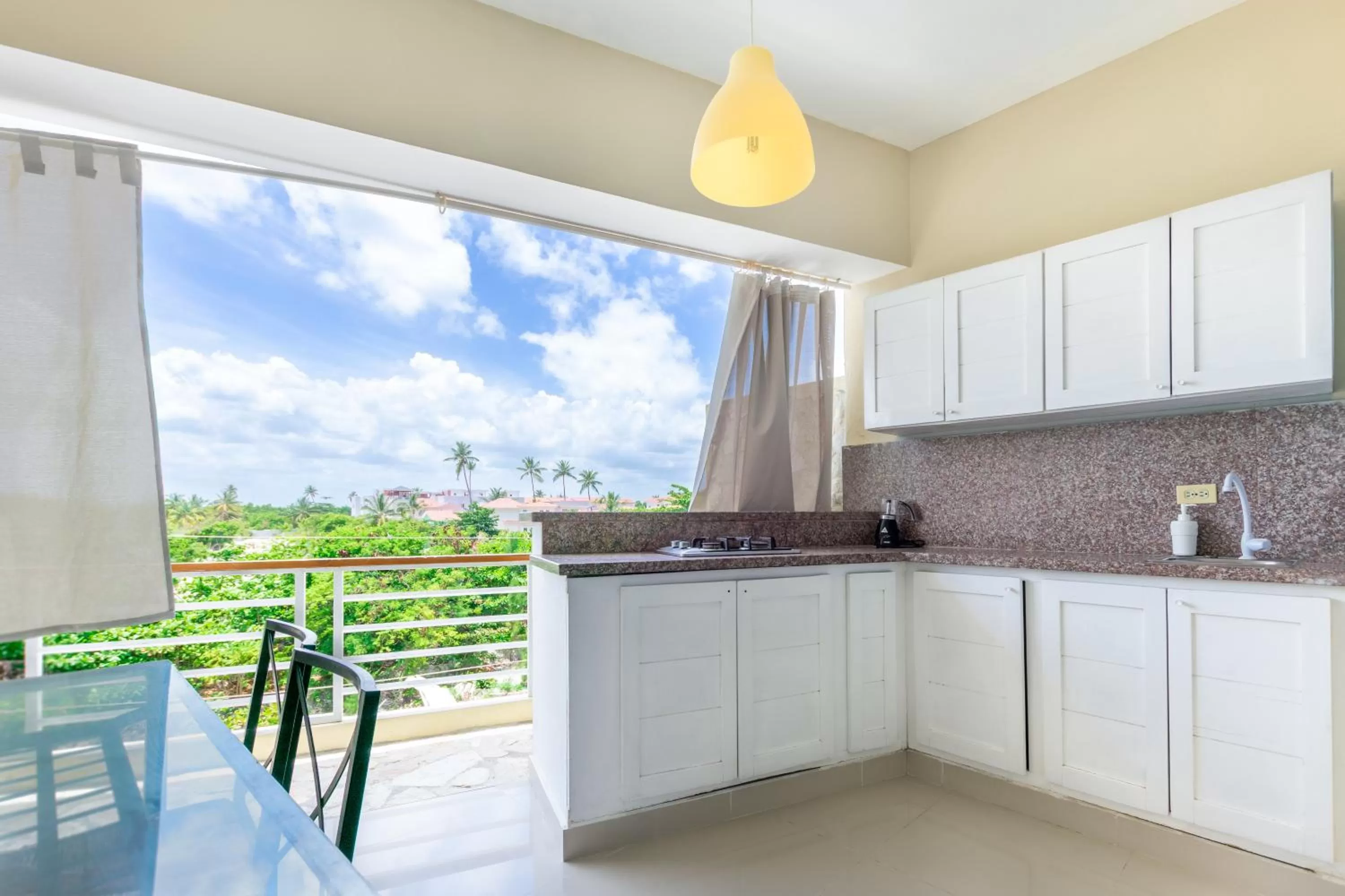 Kitchen or kitchenette, Kitchen/Kitchenette in Bella Vida Hotel Punta Cana