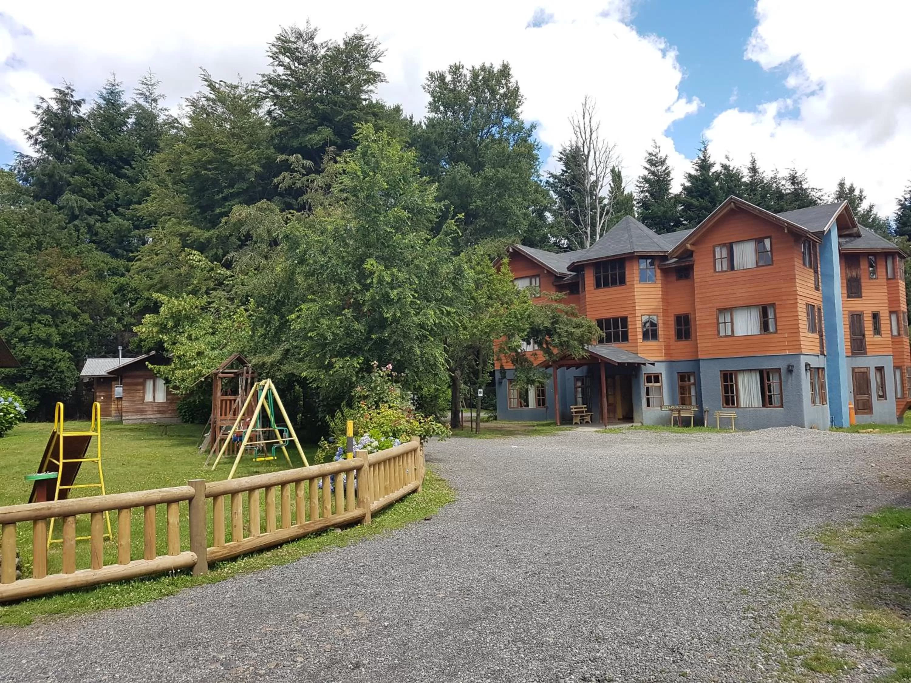 Property building in Santa Maria Pucon