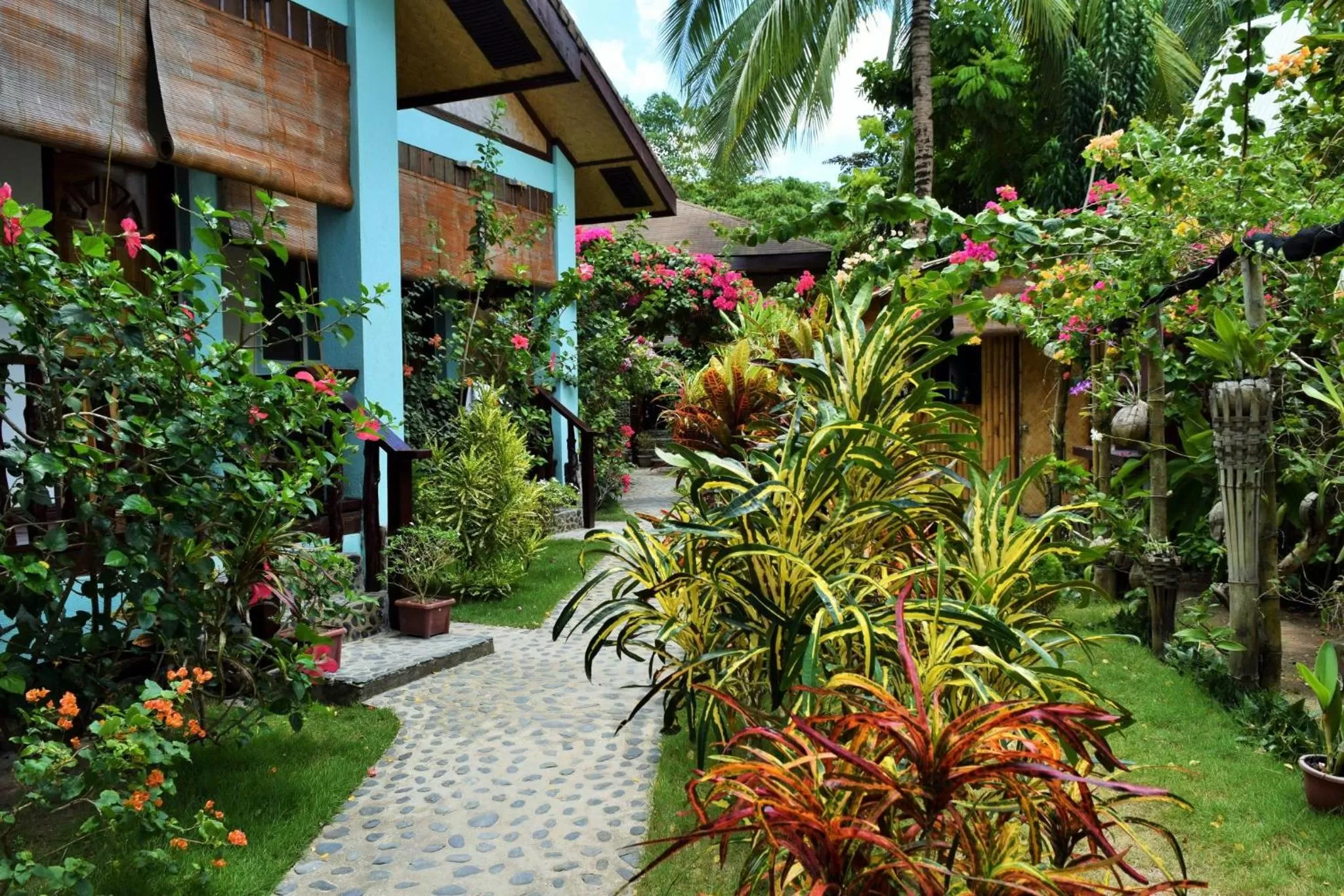 Garden in Angel Nido Resort