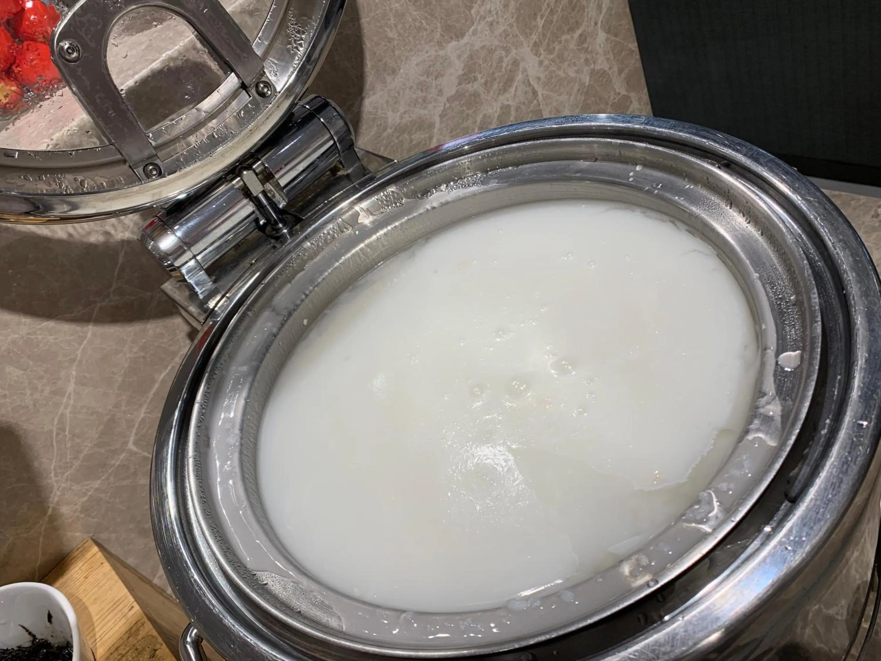 Breakfast in Bridal Tea House Hotel