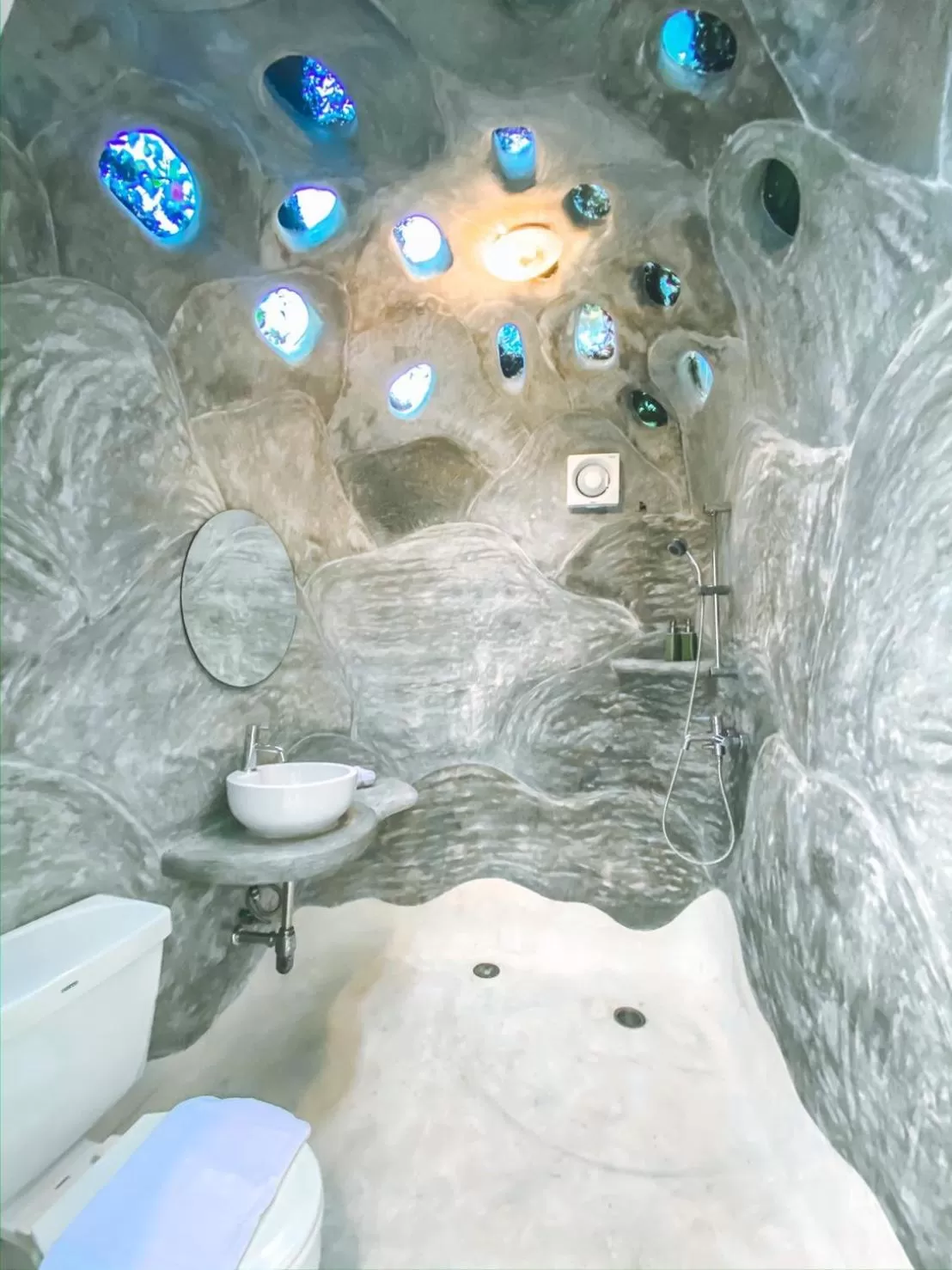 Bathroom in Nern Chalet Beachfront Hotel