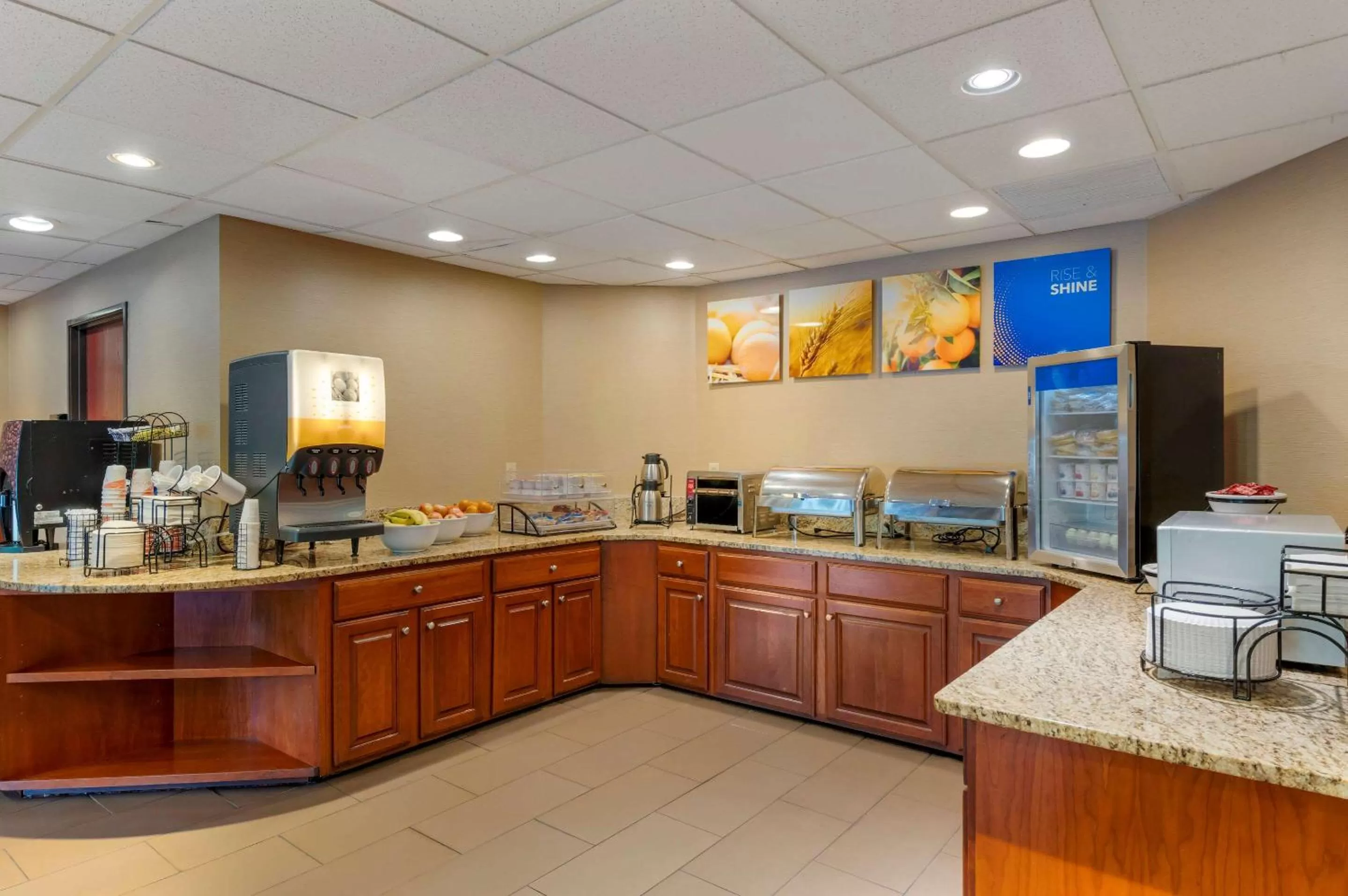 Restaurant/places to eat in Comfort Inn