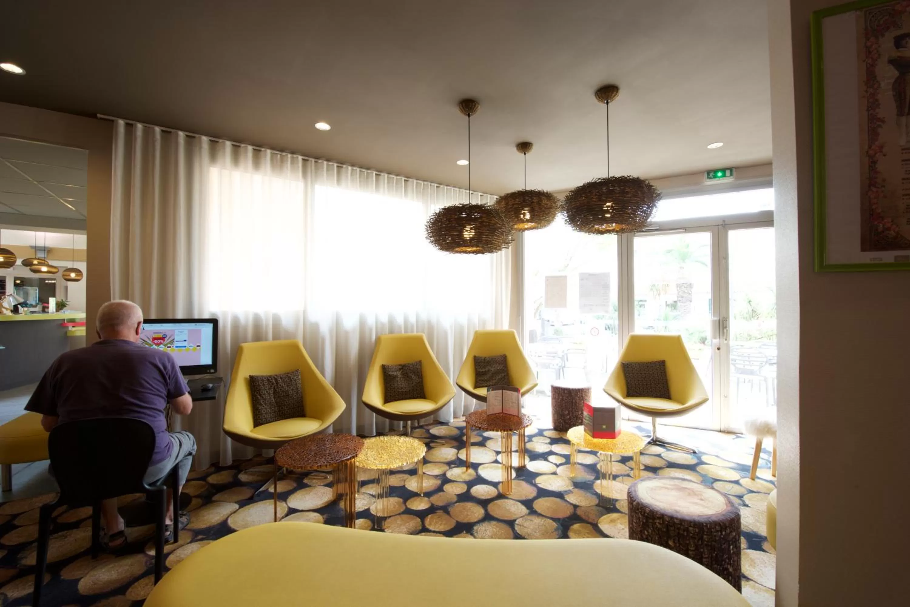 Lobby or reception in ibis styles Dax Centre
