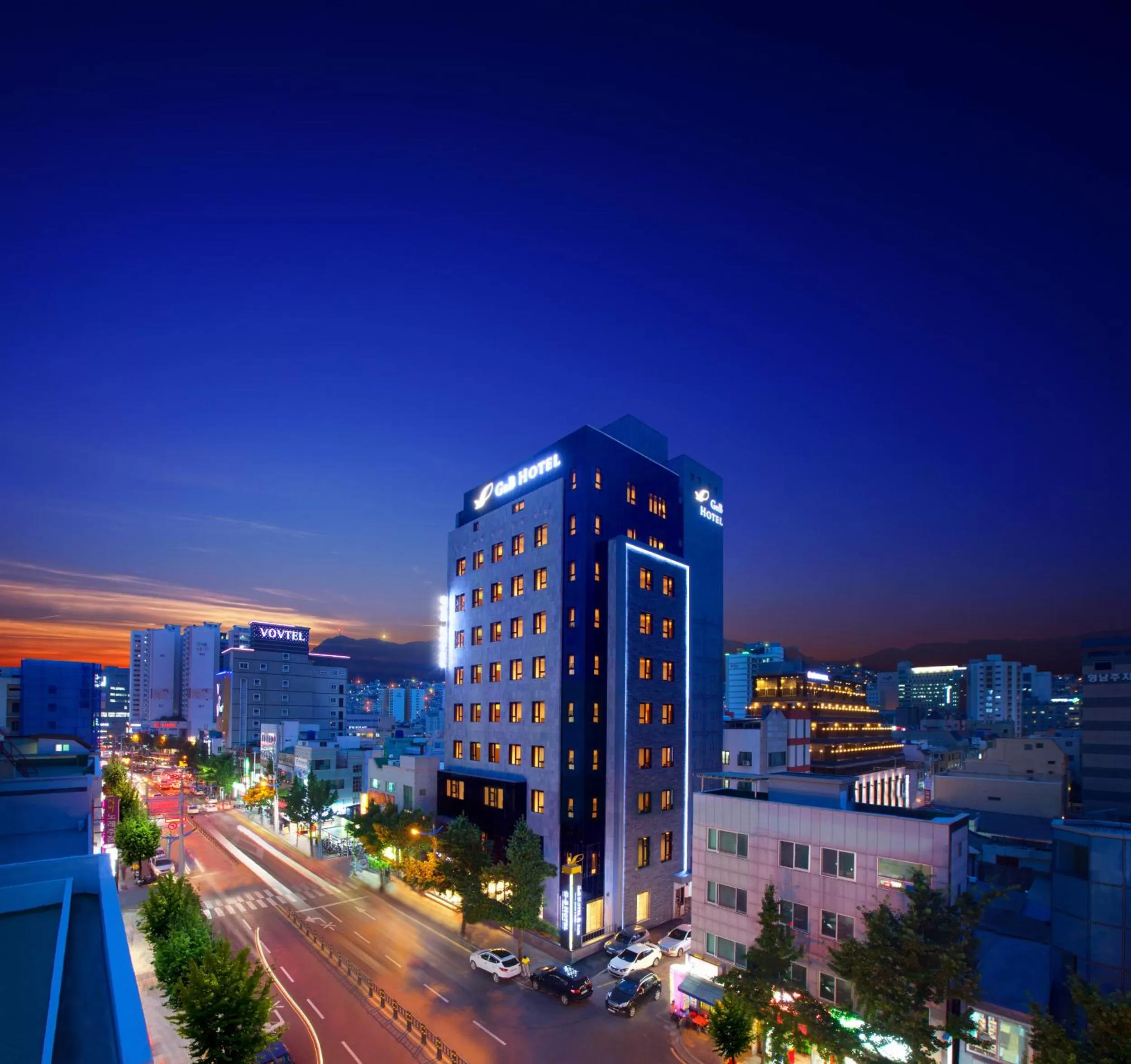 Facade/entrance in GnB Hotel