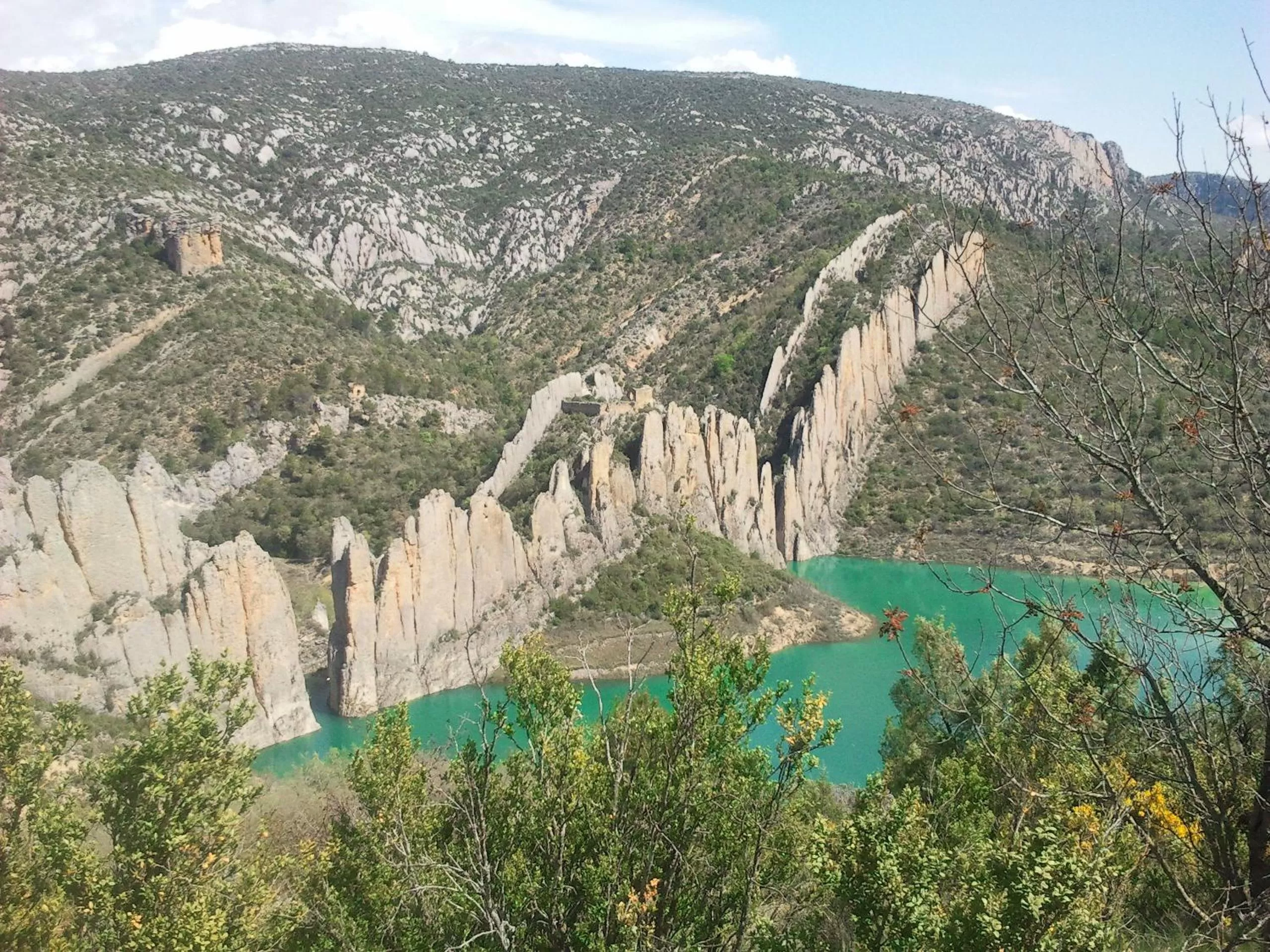 Hiking in Hotel Boutique Bodegas De Arnes - Adults Only