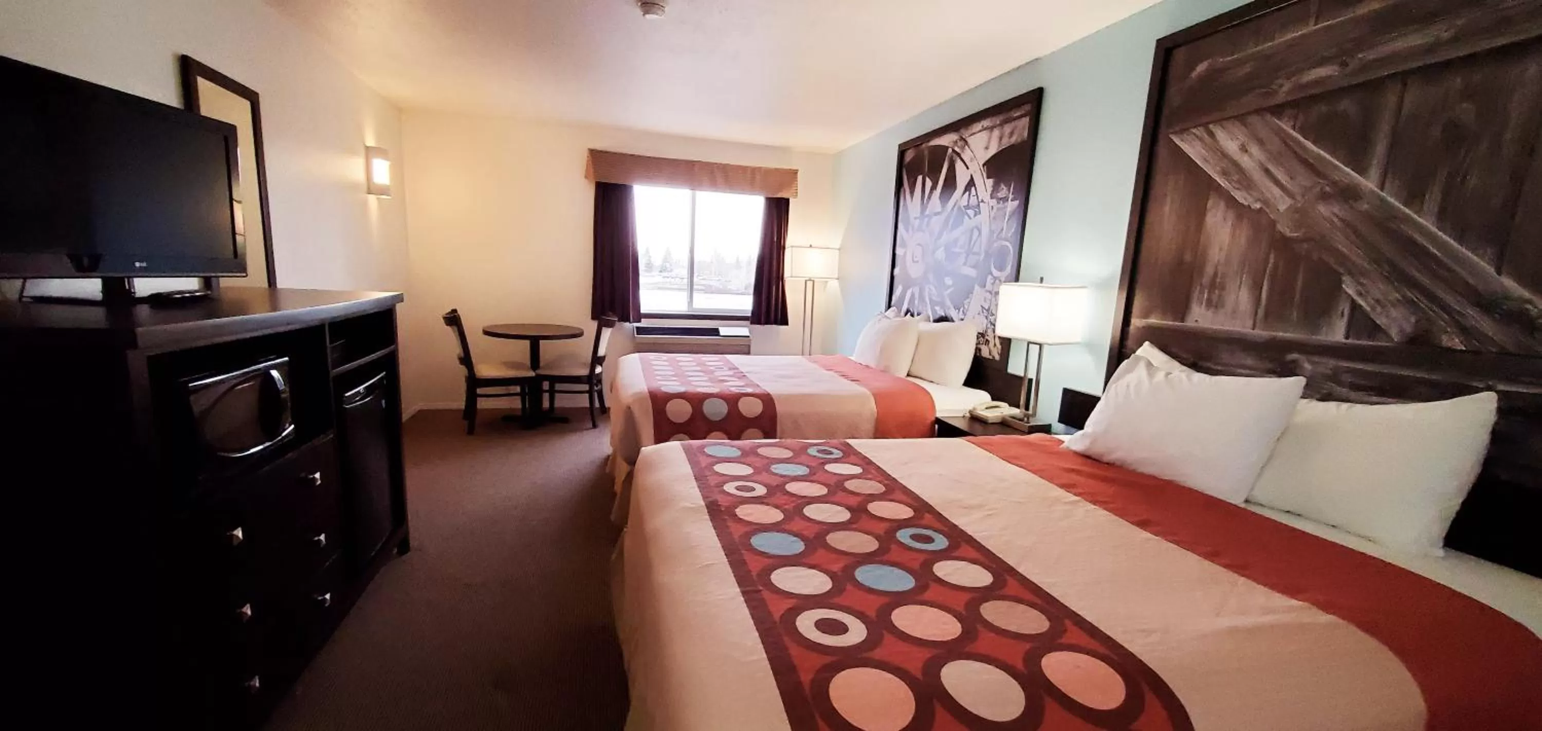 Bedroom, Bed in Westlake Inn