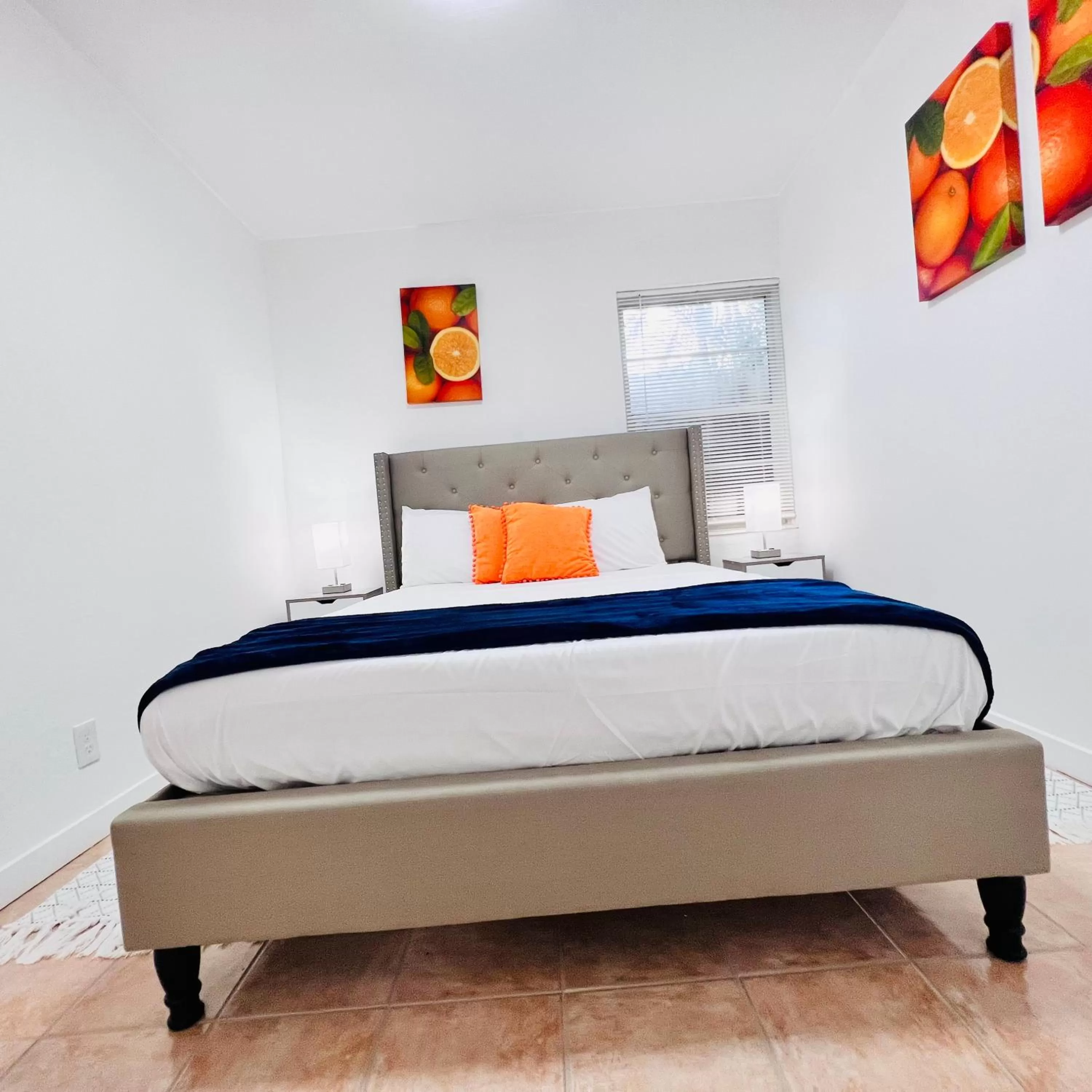 Bed in CocoBay 2BR Condos Near Beach, Galleria Mall, Wilton Manors, Cruise Port